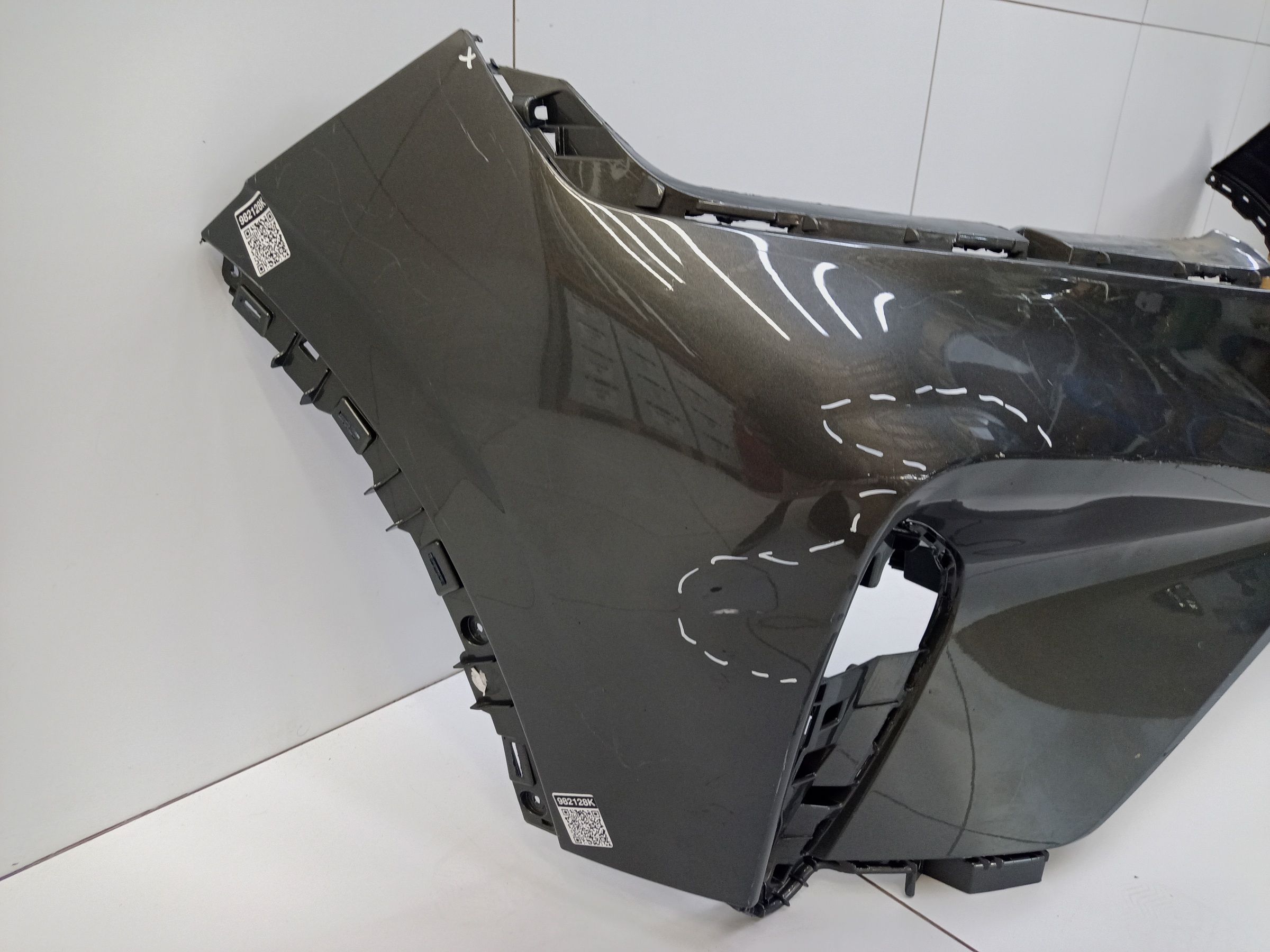 Бампер передний Geely Coolray без парктроников