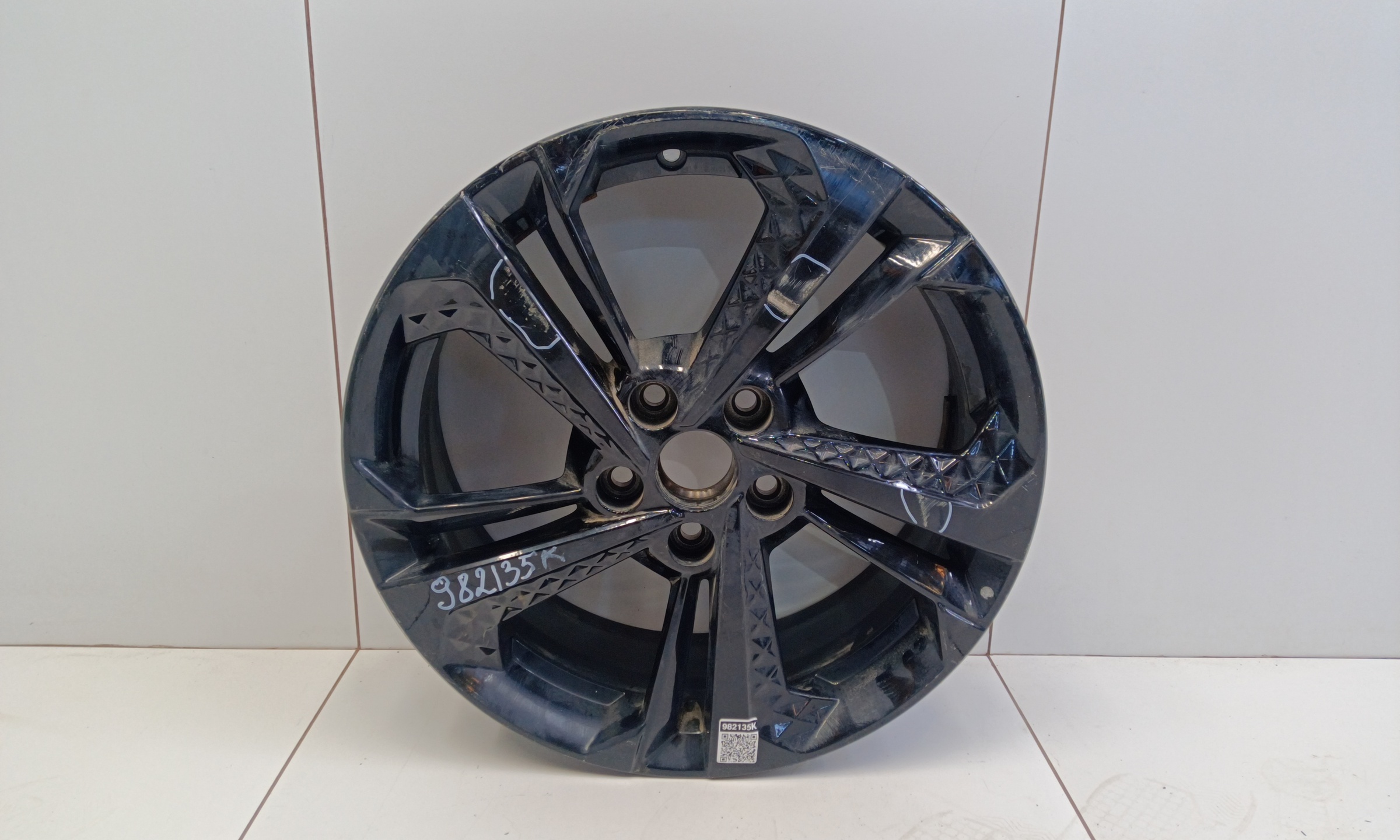 Диск колеса литой Geely Coolray Restail R18