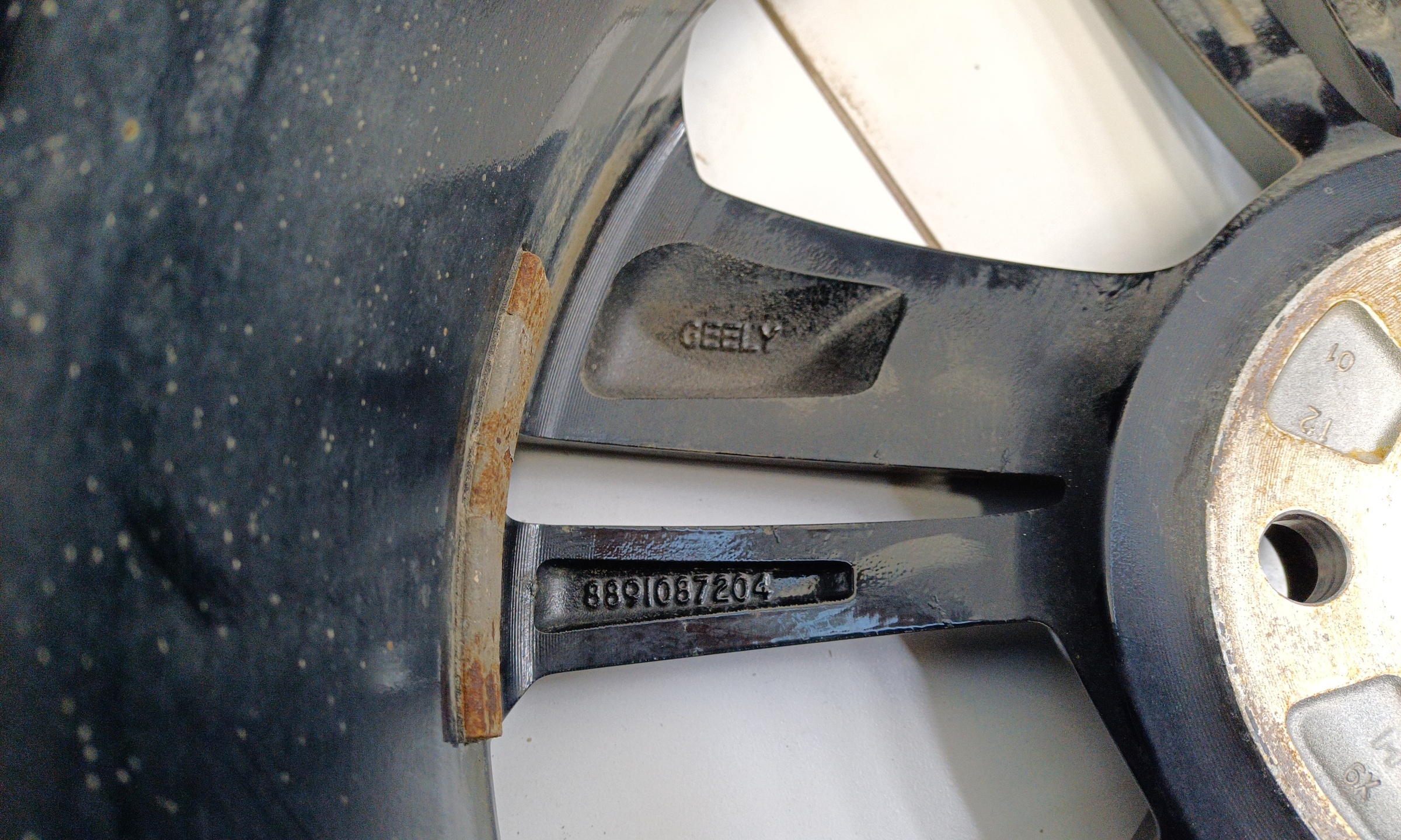 Диск колеса литой Geely Coolray Restail R18