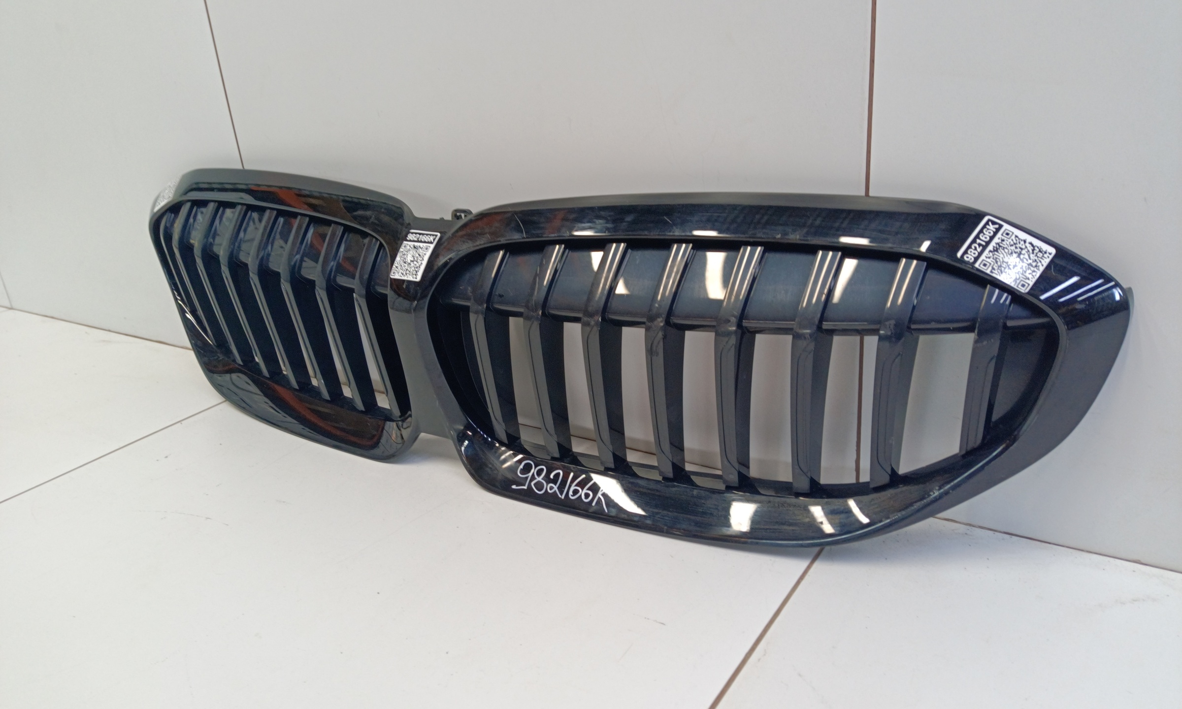 Решётка радиатора BMW 3er G20 черная без камеры
