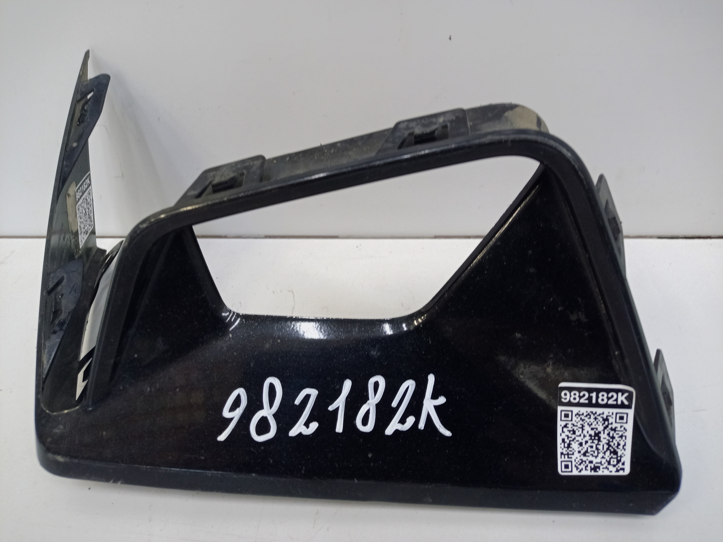 Накладка переднего бампера правая BMW X3 G01 Restail M-Paket