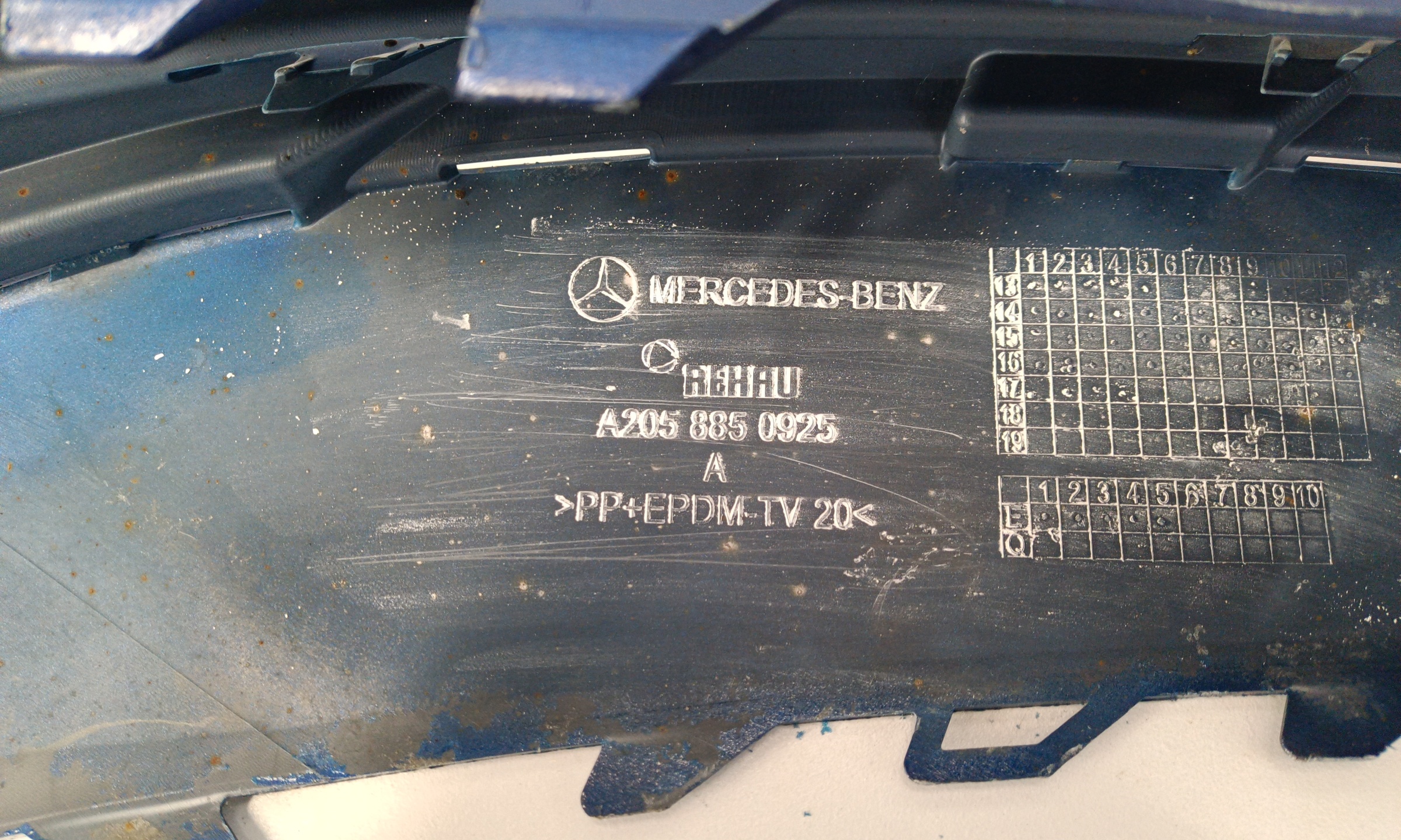 Бампер передний Mercedes Benz C-klasse W205 AMG