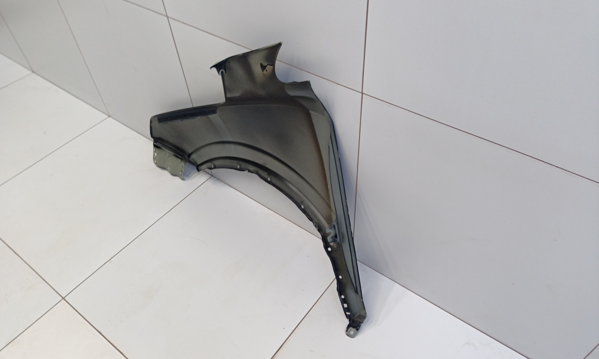 Крыло переднее правое Geely Coolray