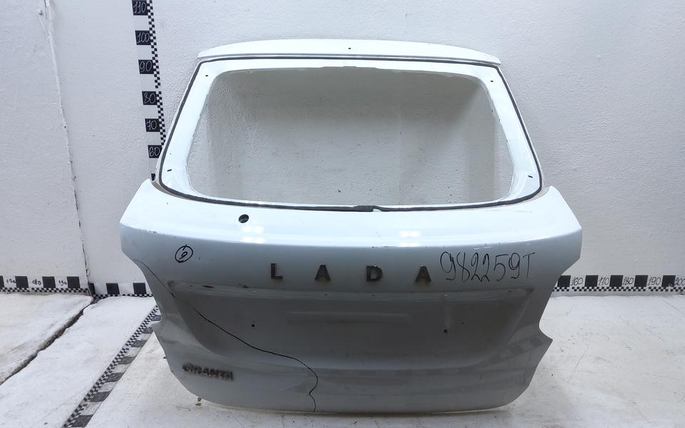 Крышка багажника Lada Granta Лифтбек с отверстием под дворник