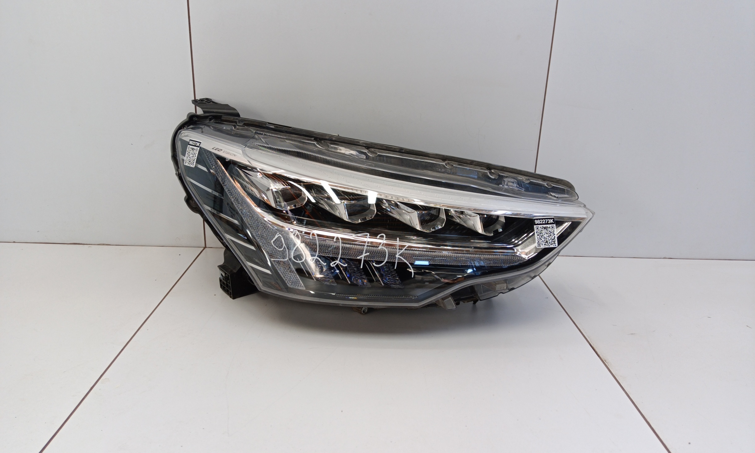Фара передняя правая Haval Jolion LED