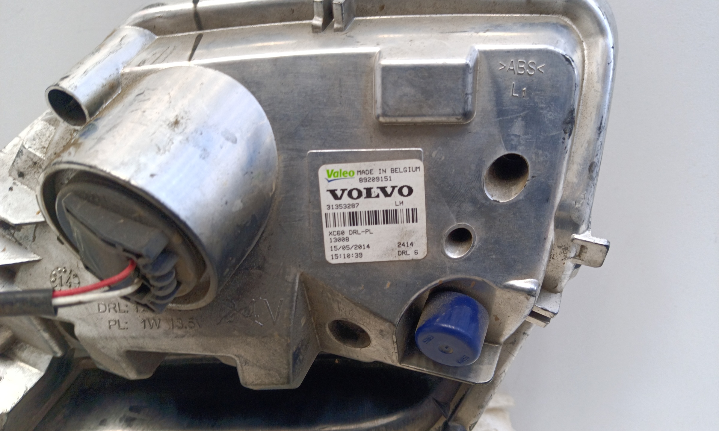 Фара ПТФ передняя левая Volvo XC60 1 Restail LED