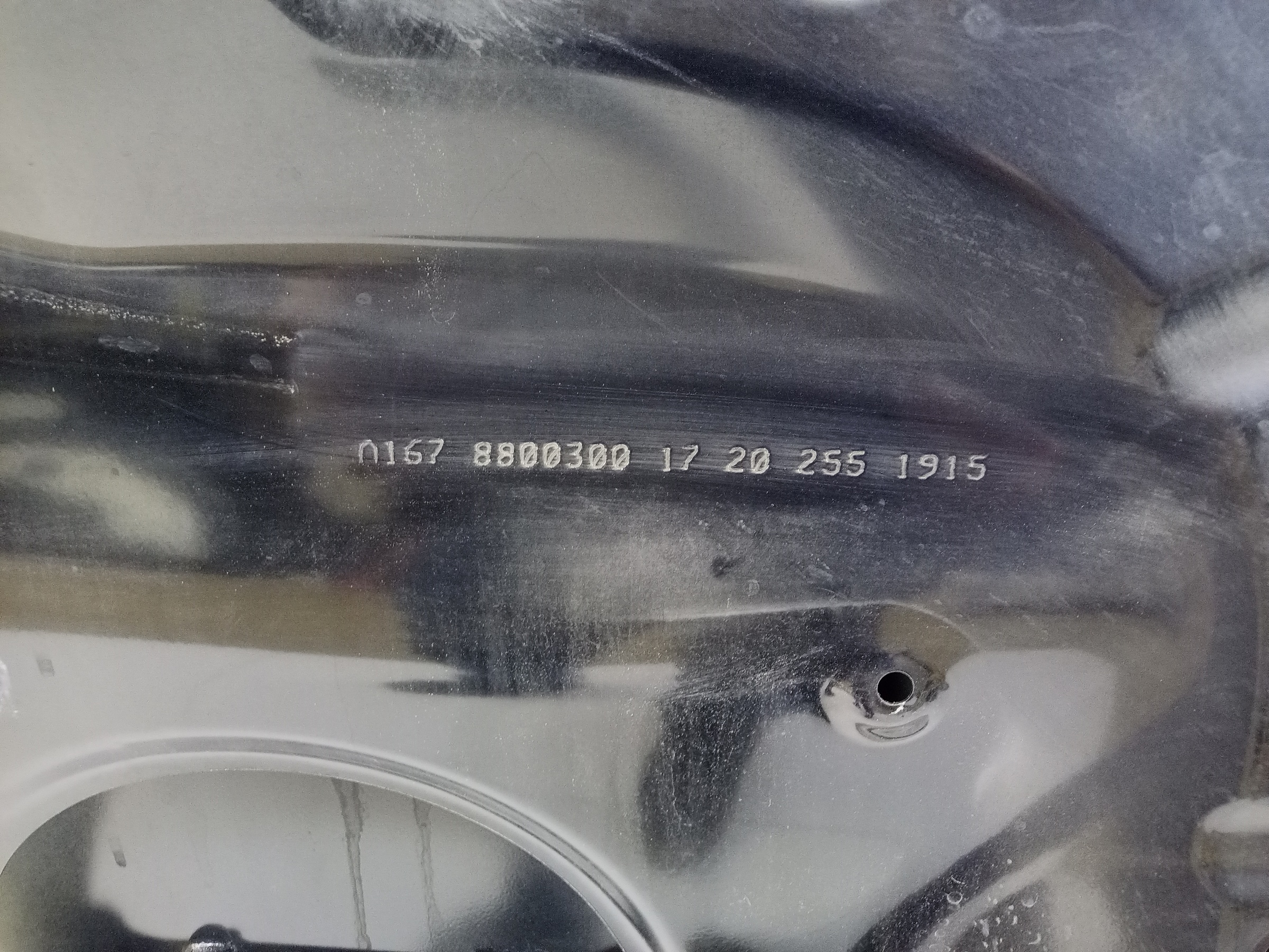 Капот Mercedes-Benz GLE-Klasse V167