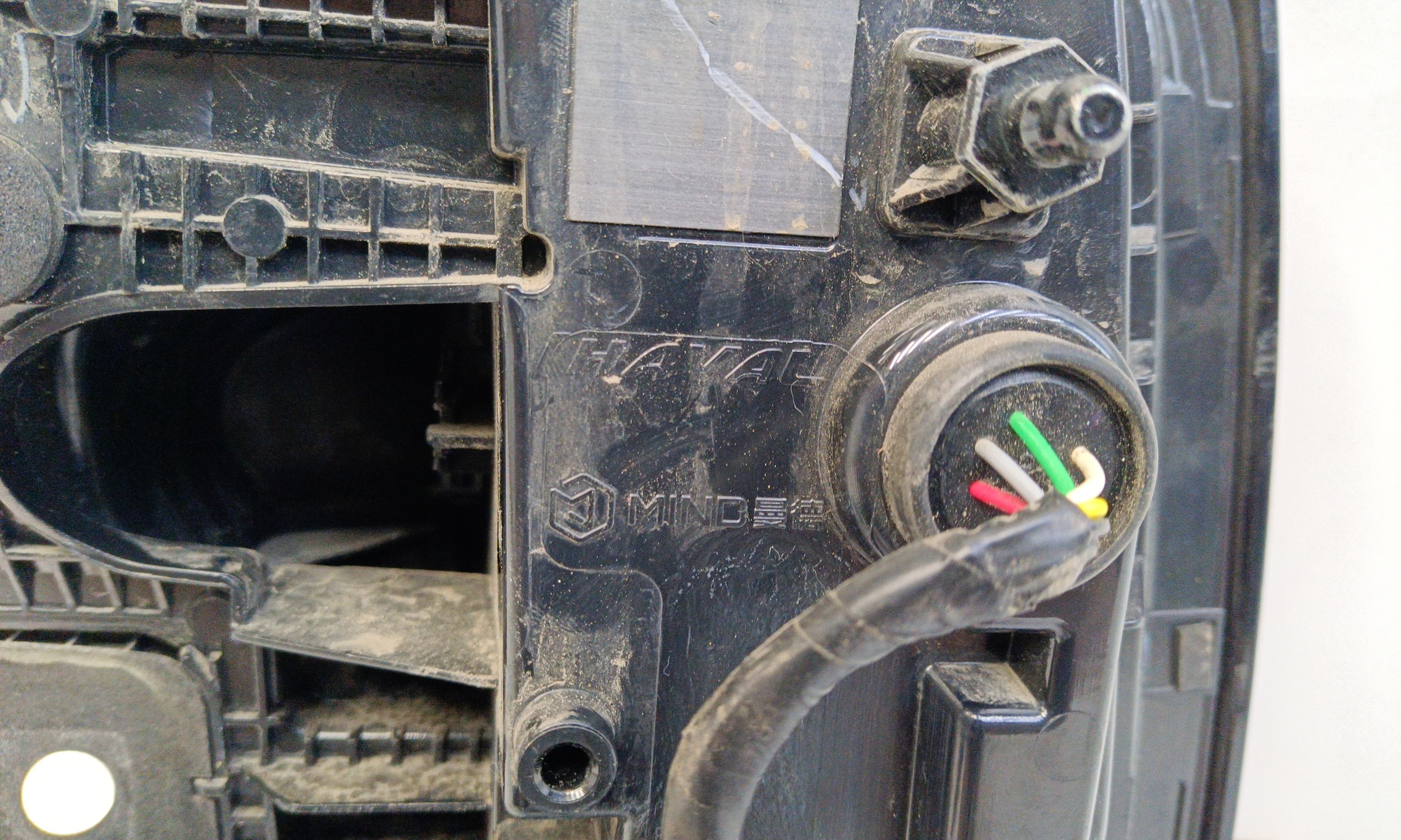 Фонарь задний левый наружный Haval Dargo LED