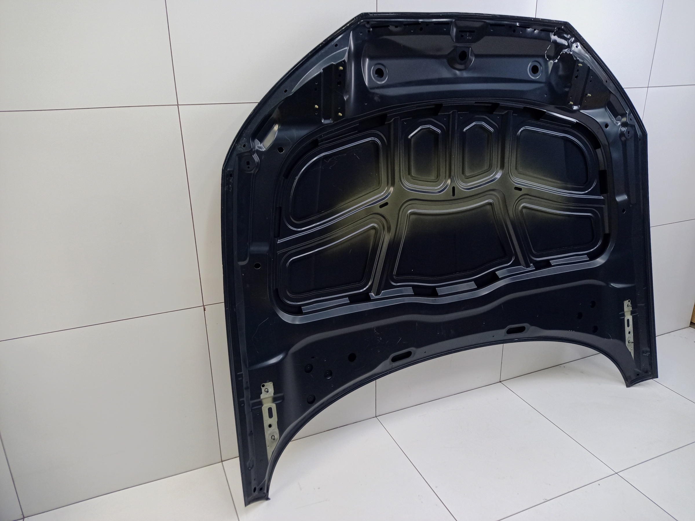 Капот Audi A4 B9