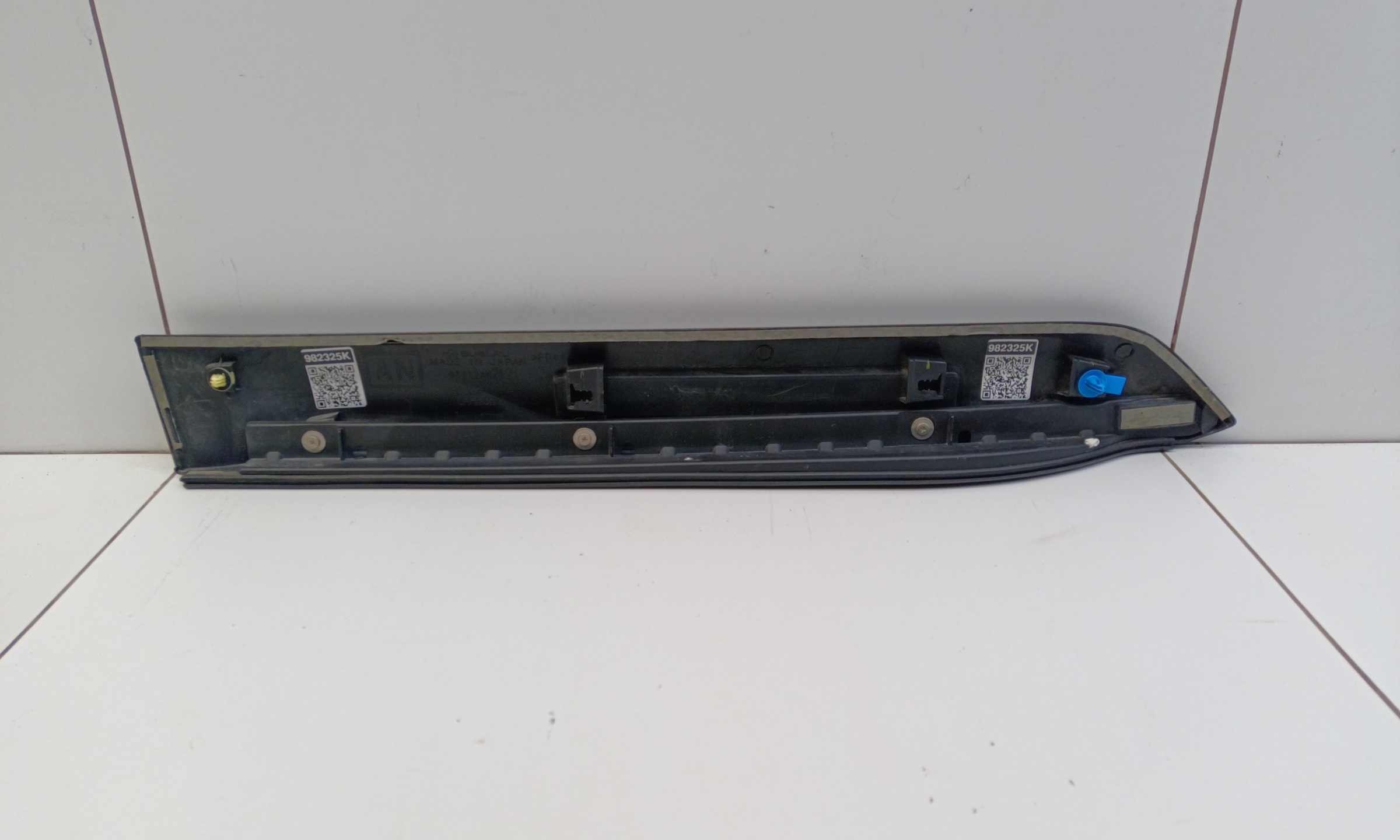 Накладка двери задней правой Subaru Outback 6