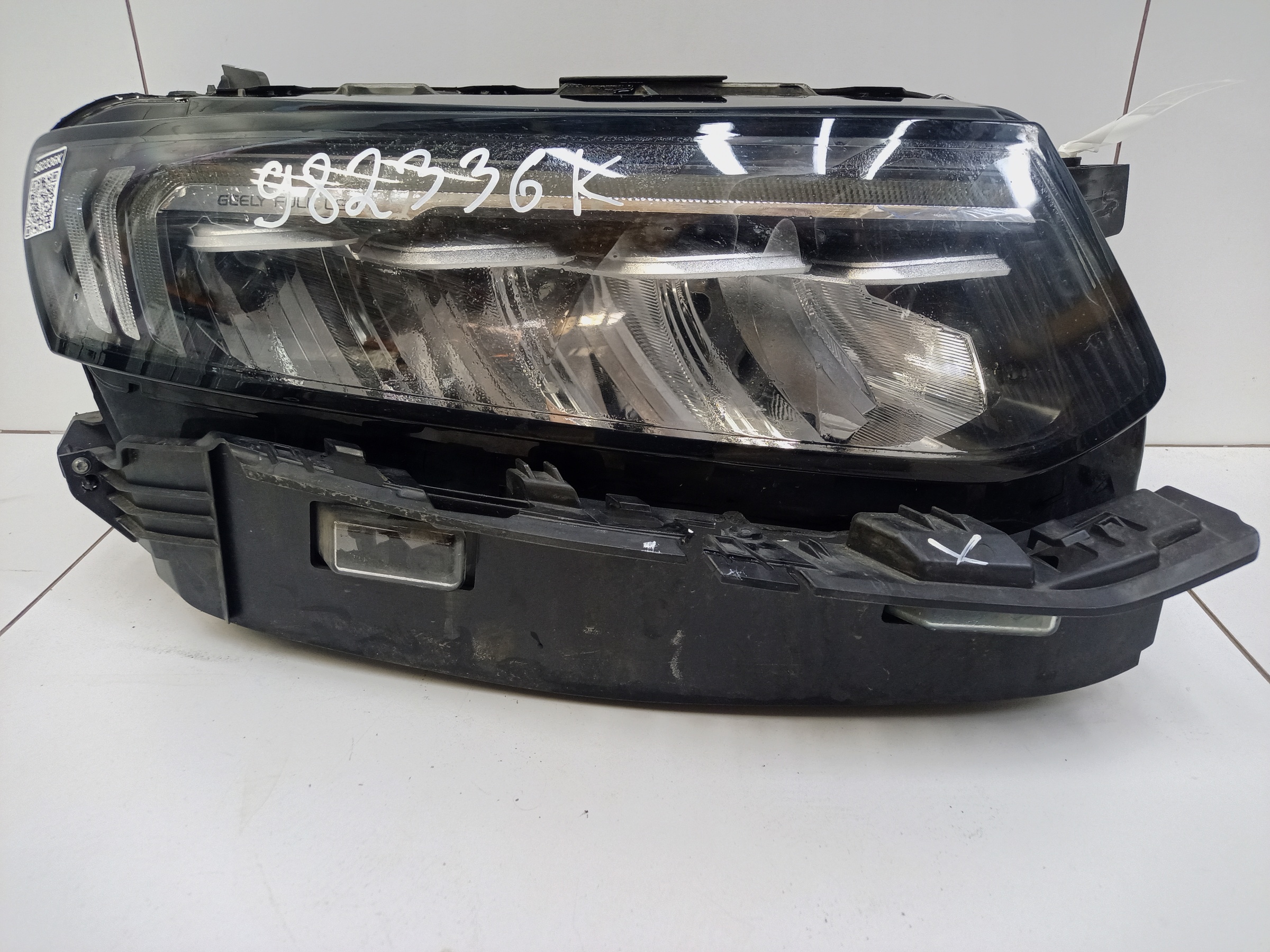 Фара передняя правая Geely Tugella Full LED