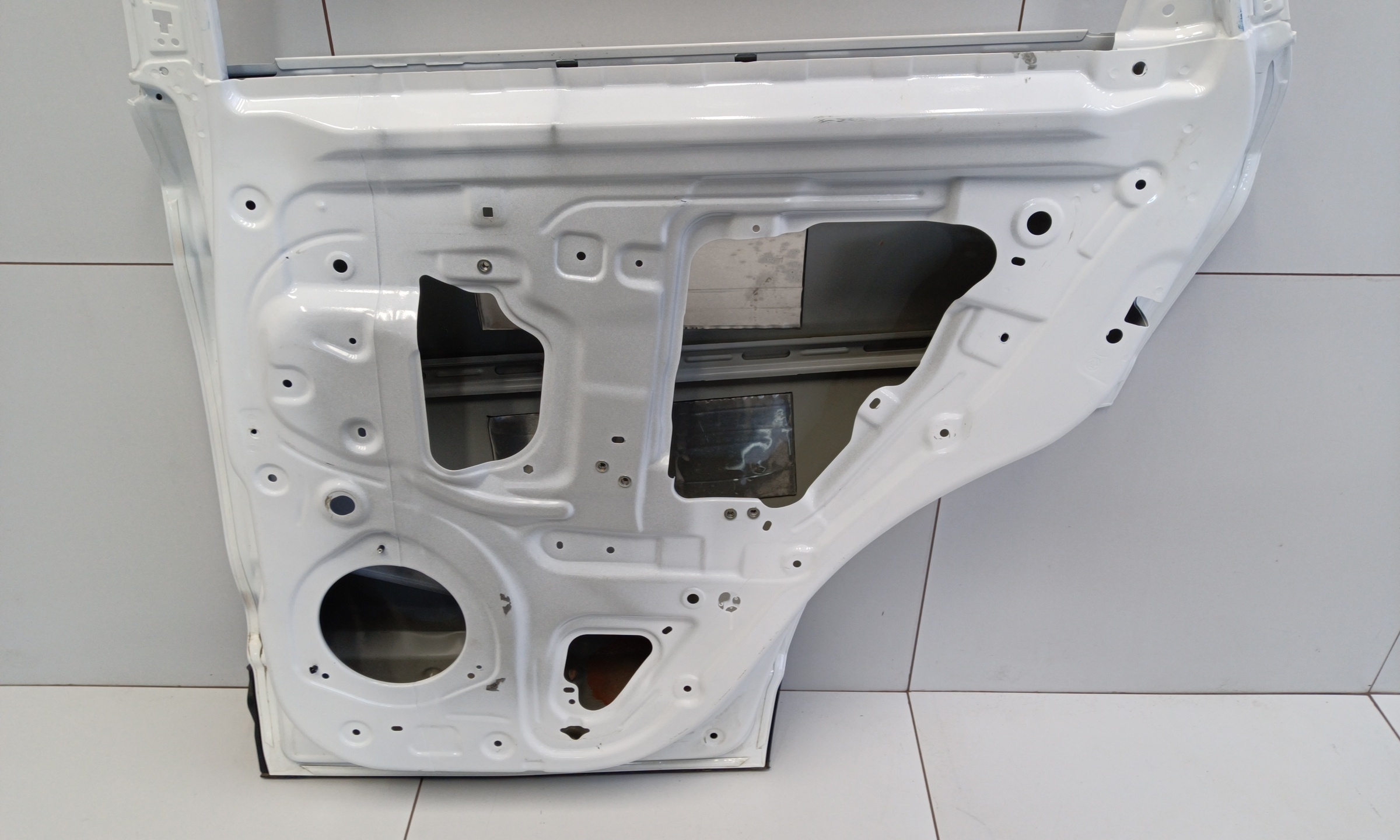 Дверь задняя правая Geely Coolray