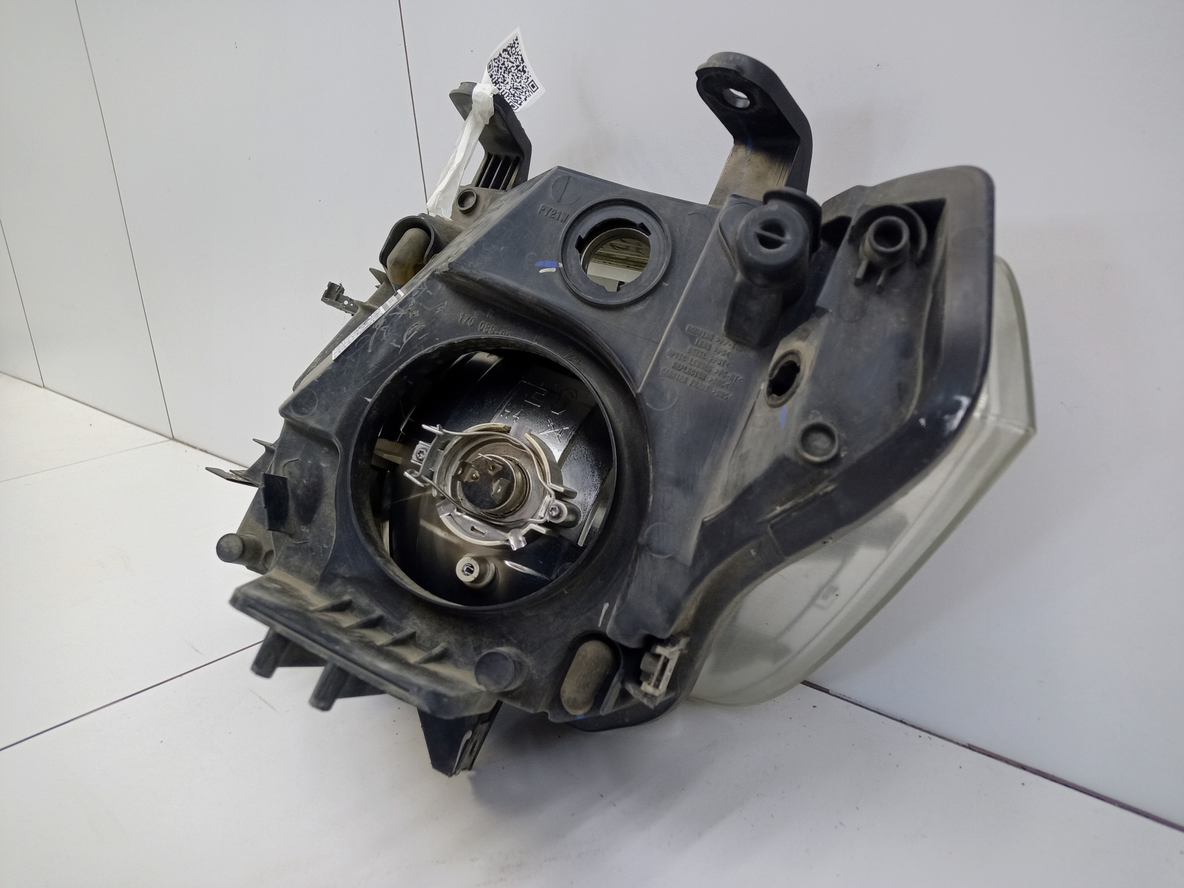 Фара передняя правая Nissan Pathfinder R51 Restail галоген