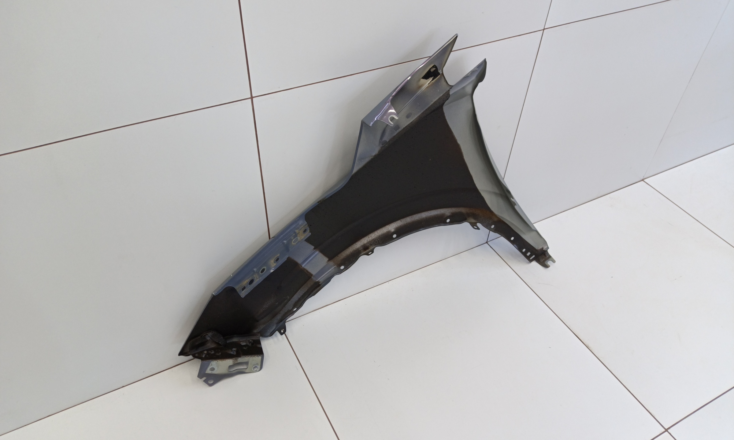 Крыло переднее правое Geely Coolray Restail