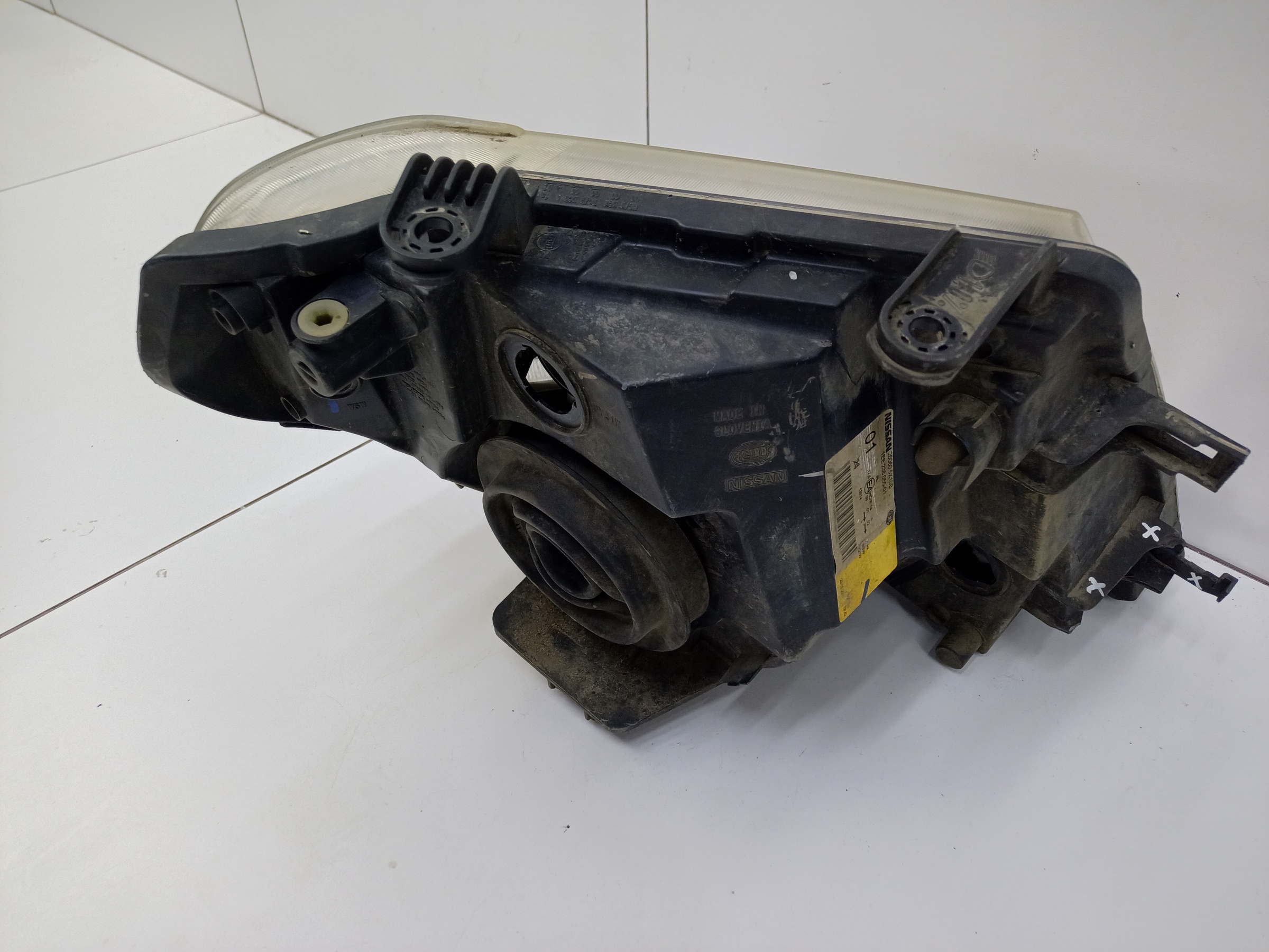 Фара передняя левая Nissan Pathfinder R51 Restail галоген