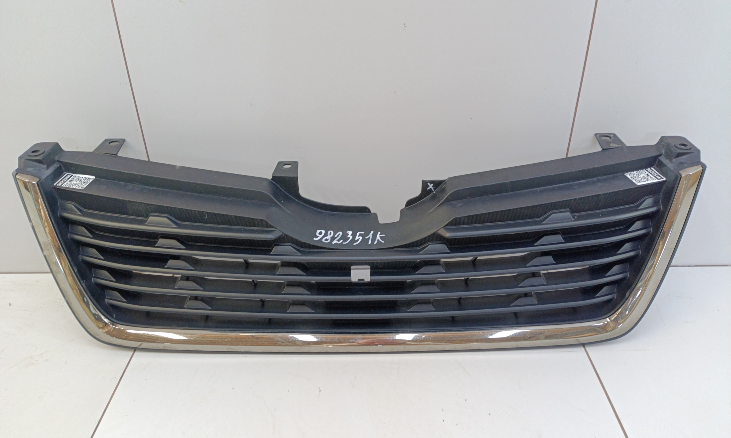 Решётка радиатора Subaru Forester 5 SK