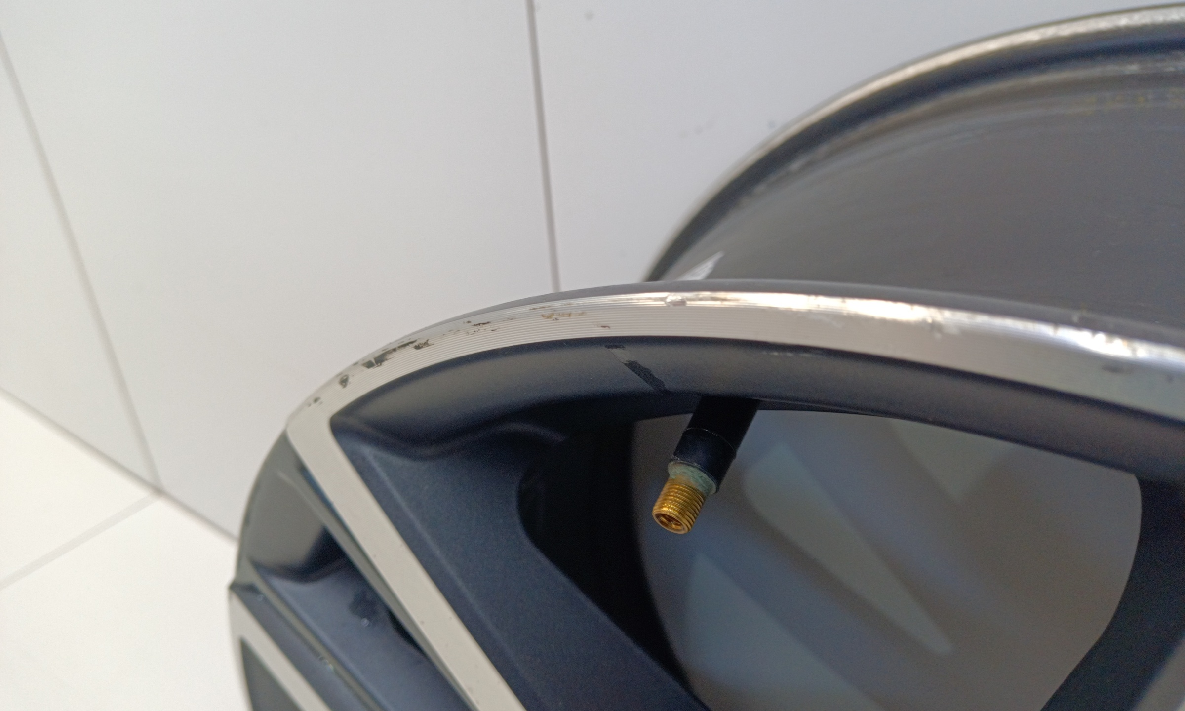 Диск колеса литой Geely Monjaro R20