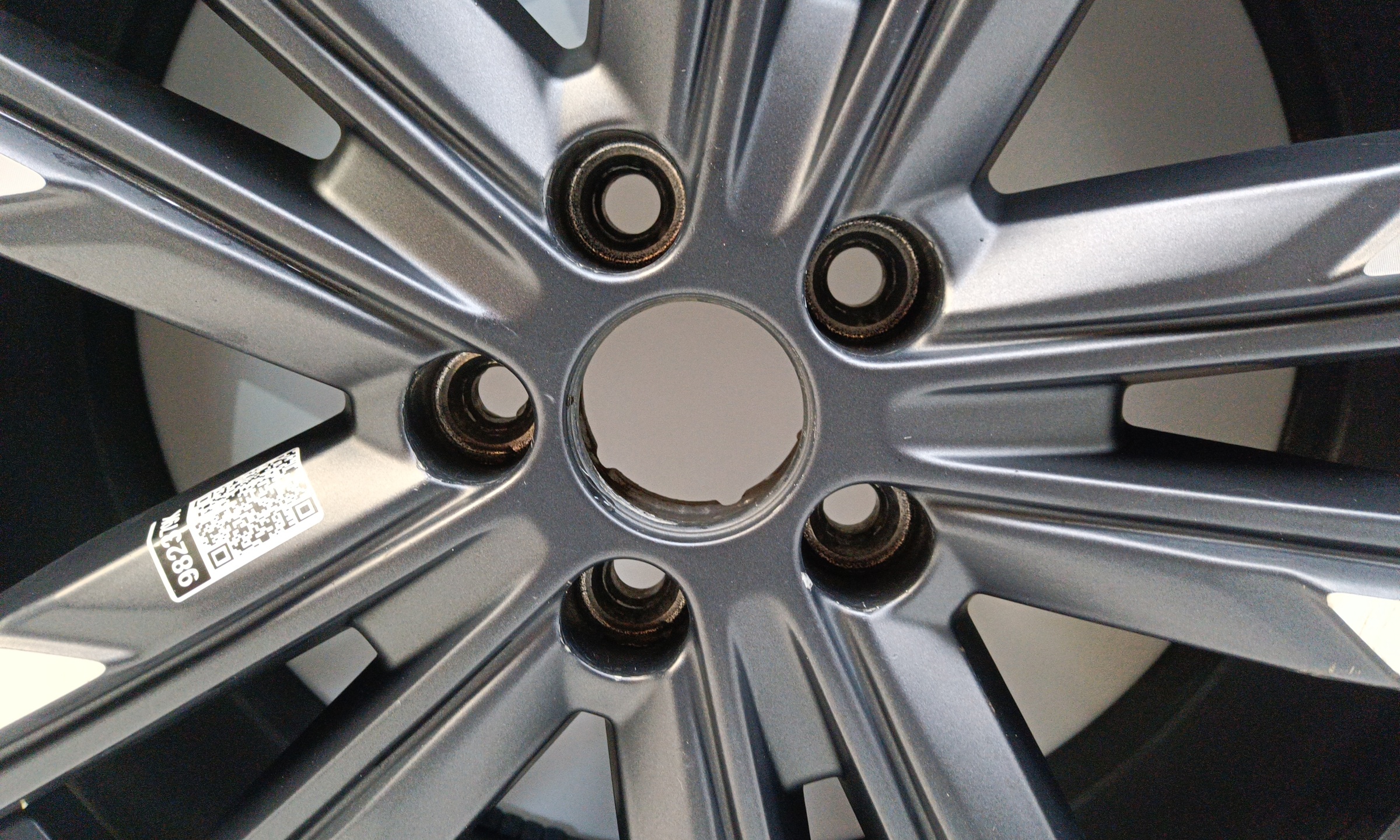 Диск колеса литой Geely Monjaro R20
