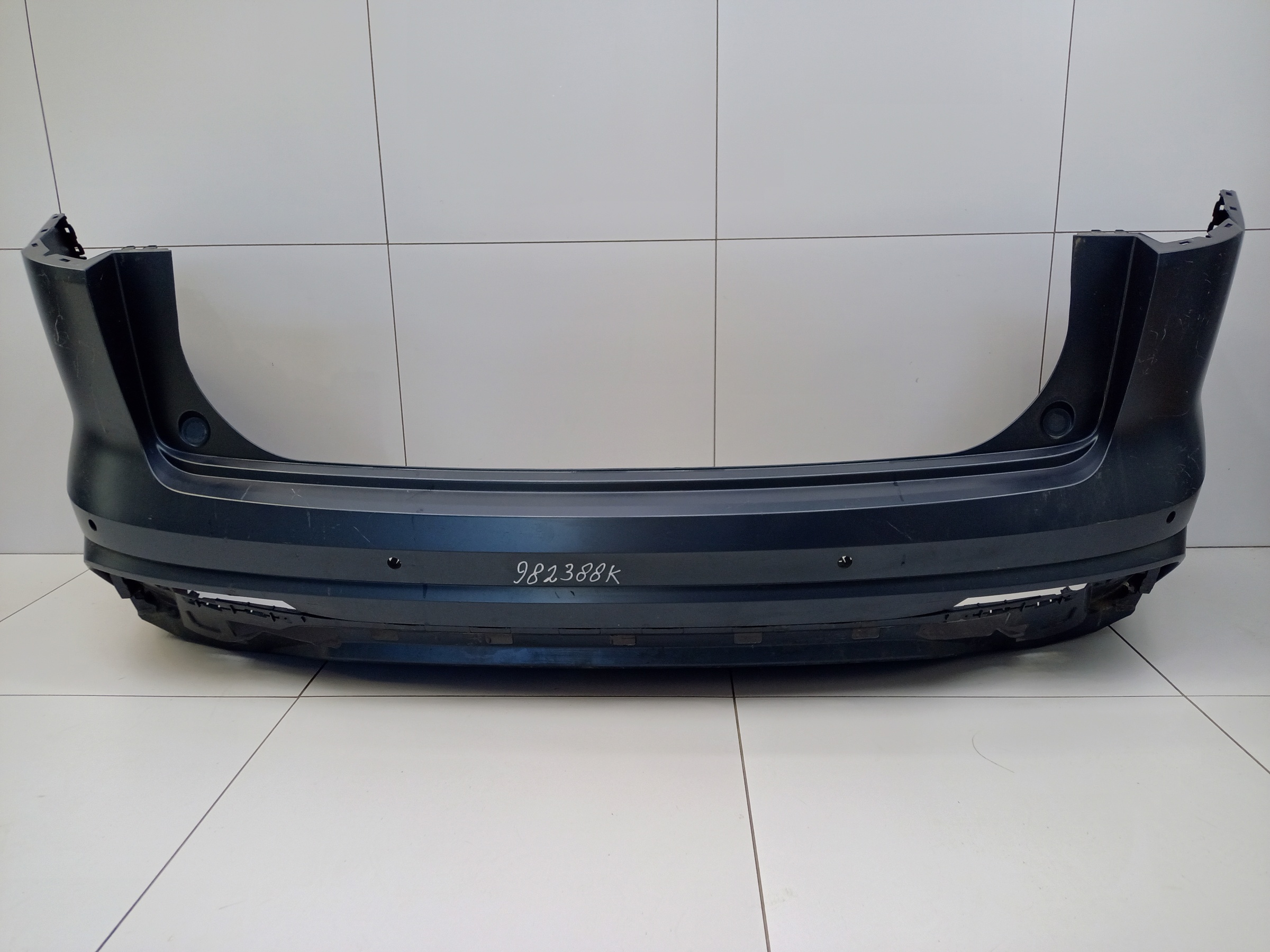 Бампер задний Geely Monjaro