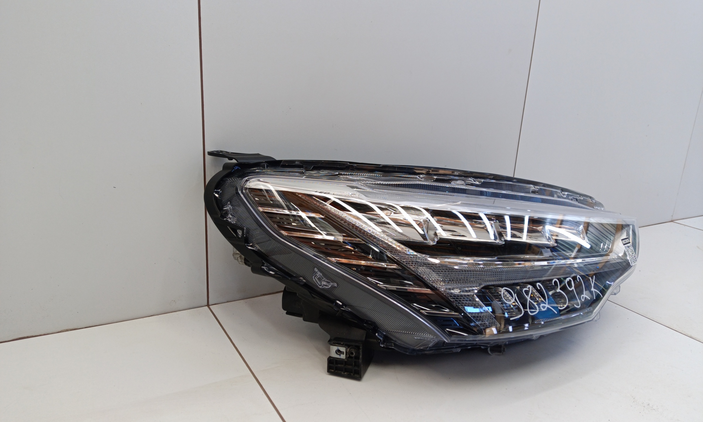 Фара передняя правая Haval Jolion LED