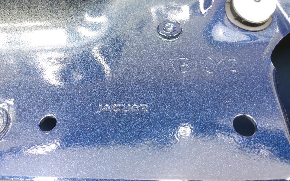 Крышка багажника Jaguar E-Pace