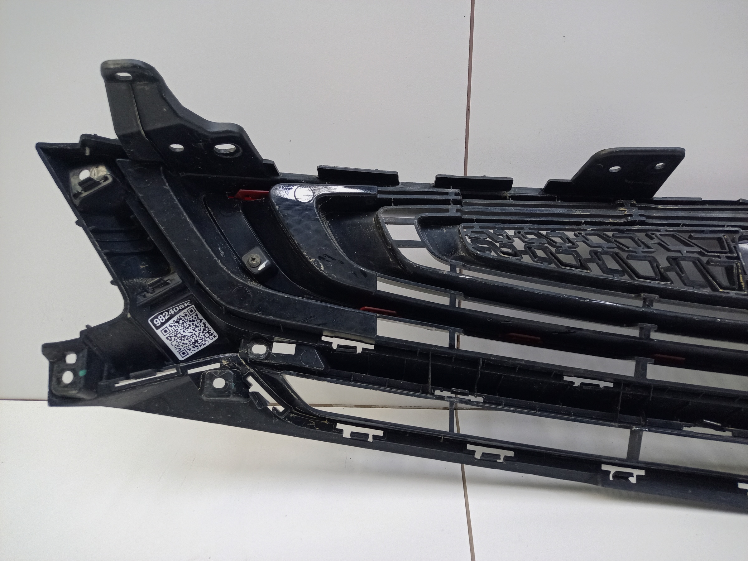 Решетка радиатора Geely Coolray под камеру
