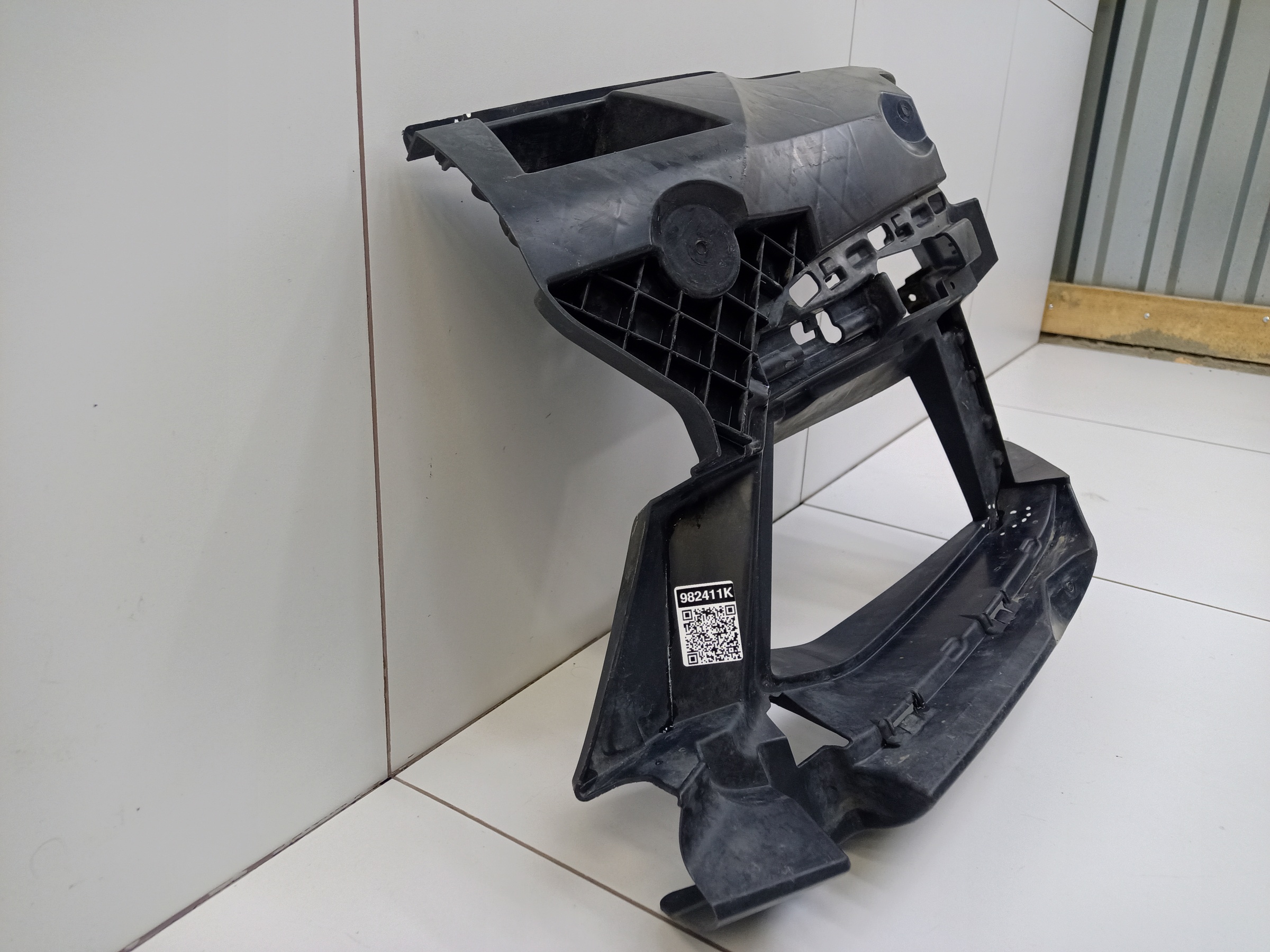 Кронштейн ПТФ передней левой BMW 5er G30 Restail M-paket