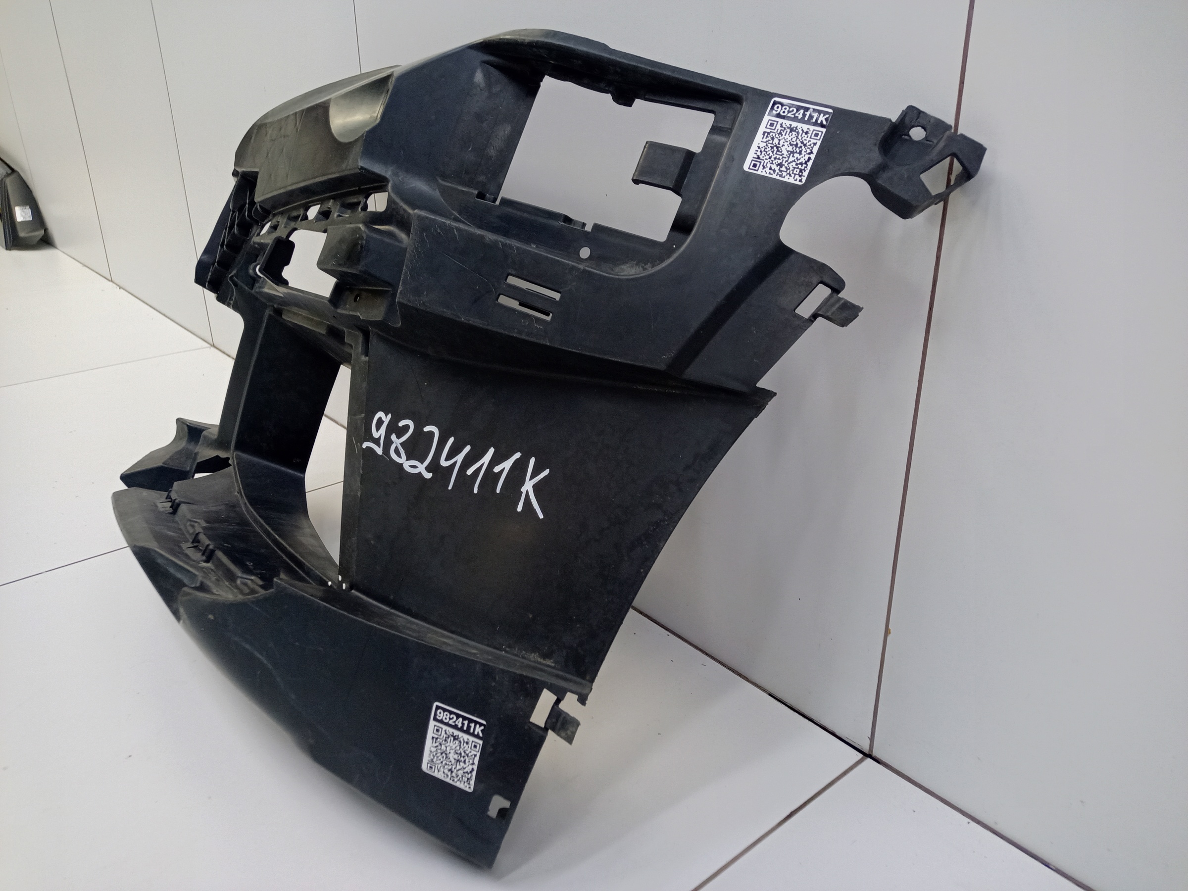 Кронштейн ПТФ передней левой BMW 5er G30 Restail M-paket