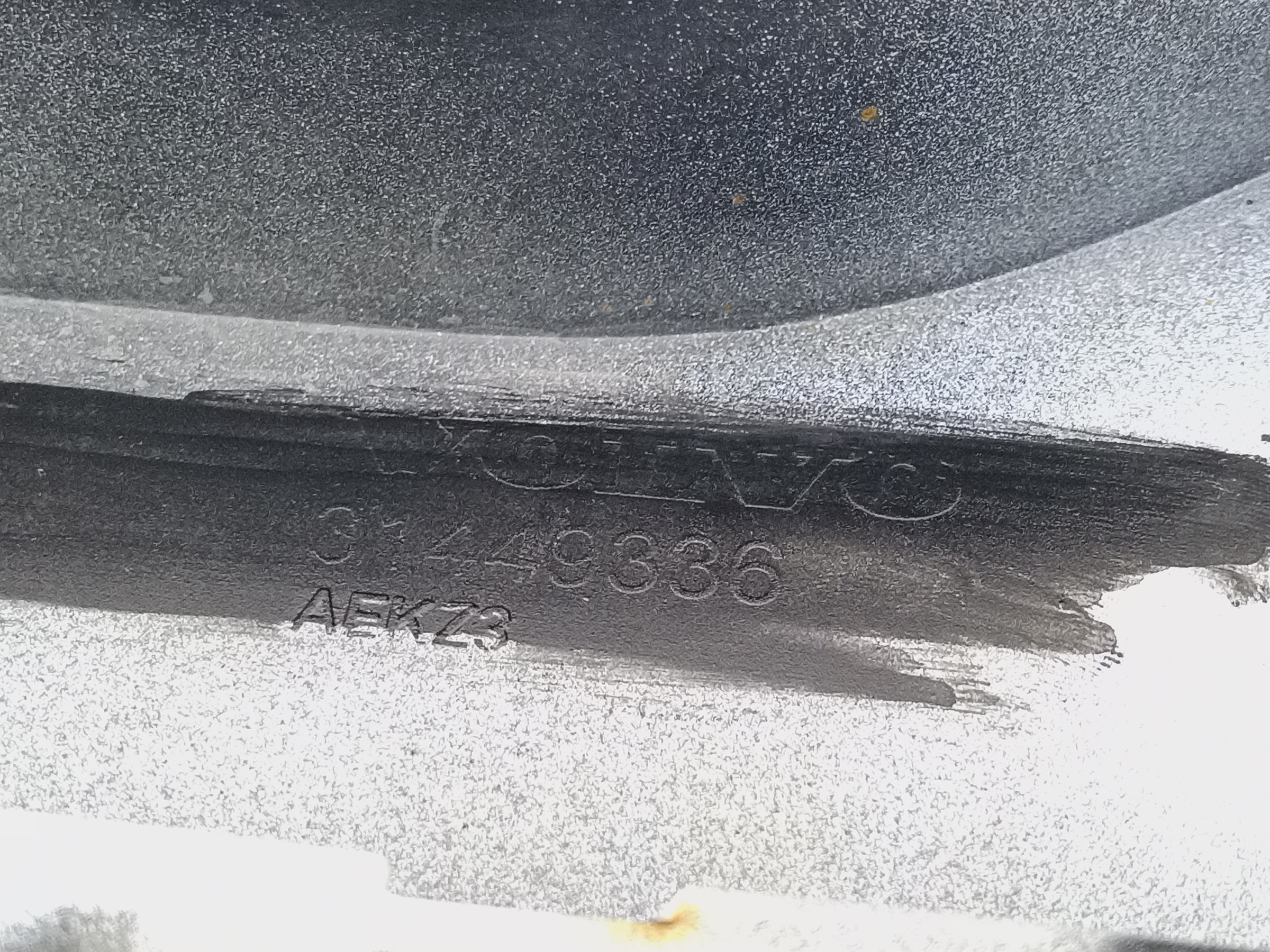 Бампер задний левая часть Volvo XC40