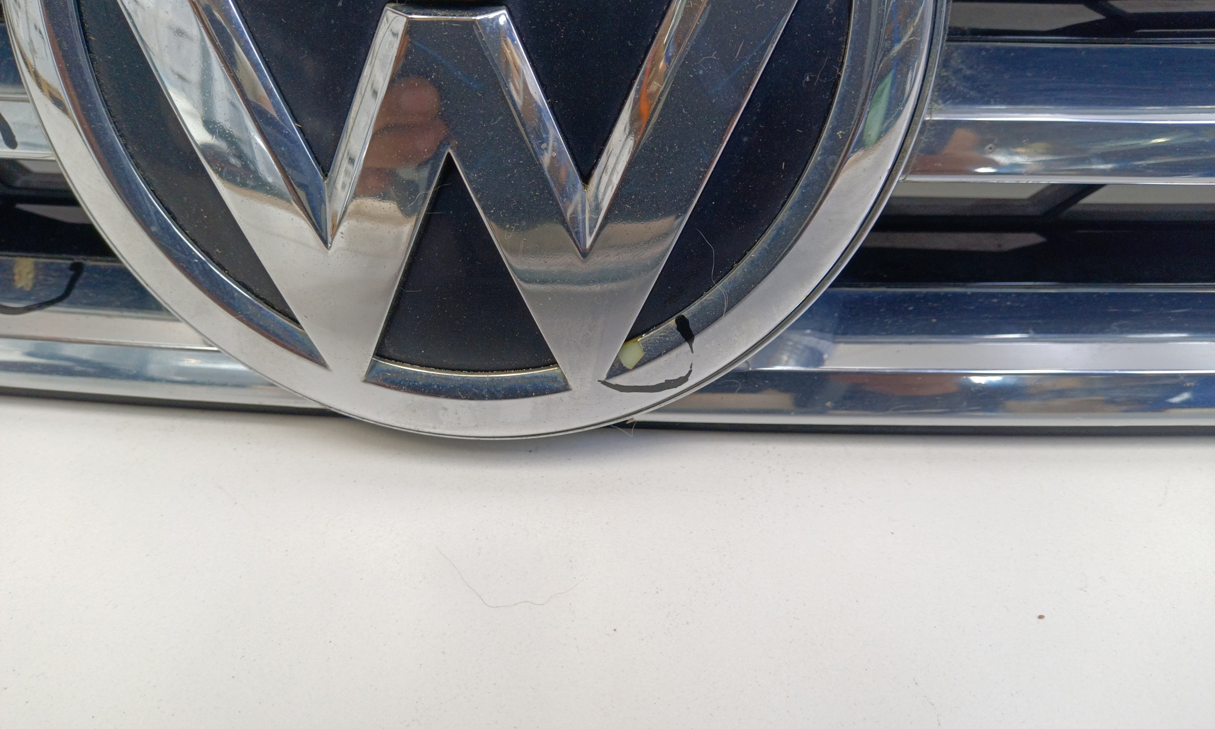 Решётка радиатора Volkswagen Touareg 2 Restail R-Line