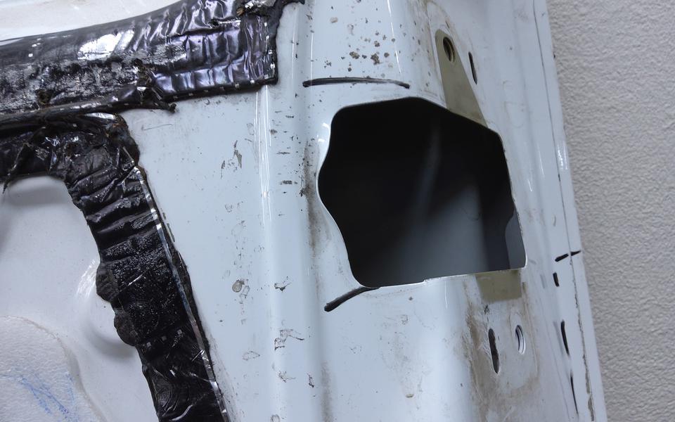 Дверь задняя правая сдвижная Peugeot Traveller глухая