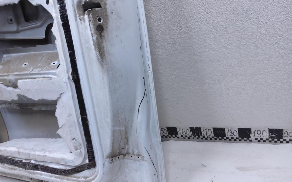 Дверь задняя правая сдвижная Peugeot Traveller глухая