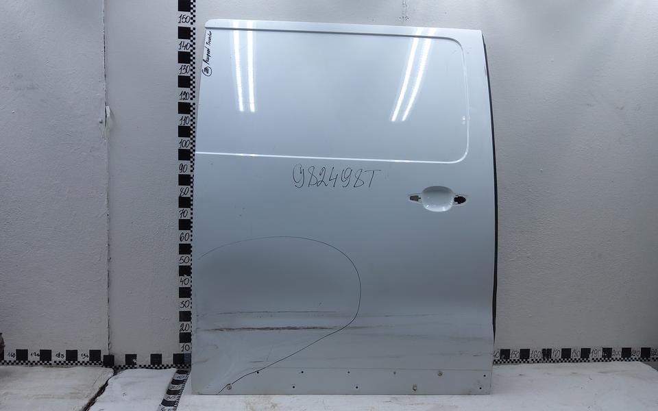 Дверь задняя правая сдвижная Peugeot Traveller глухая