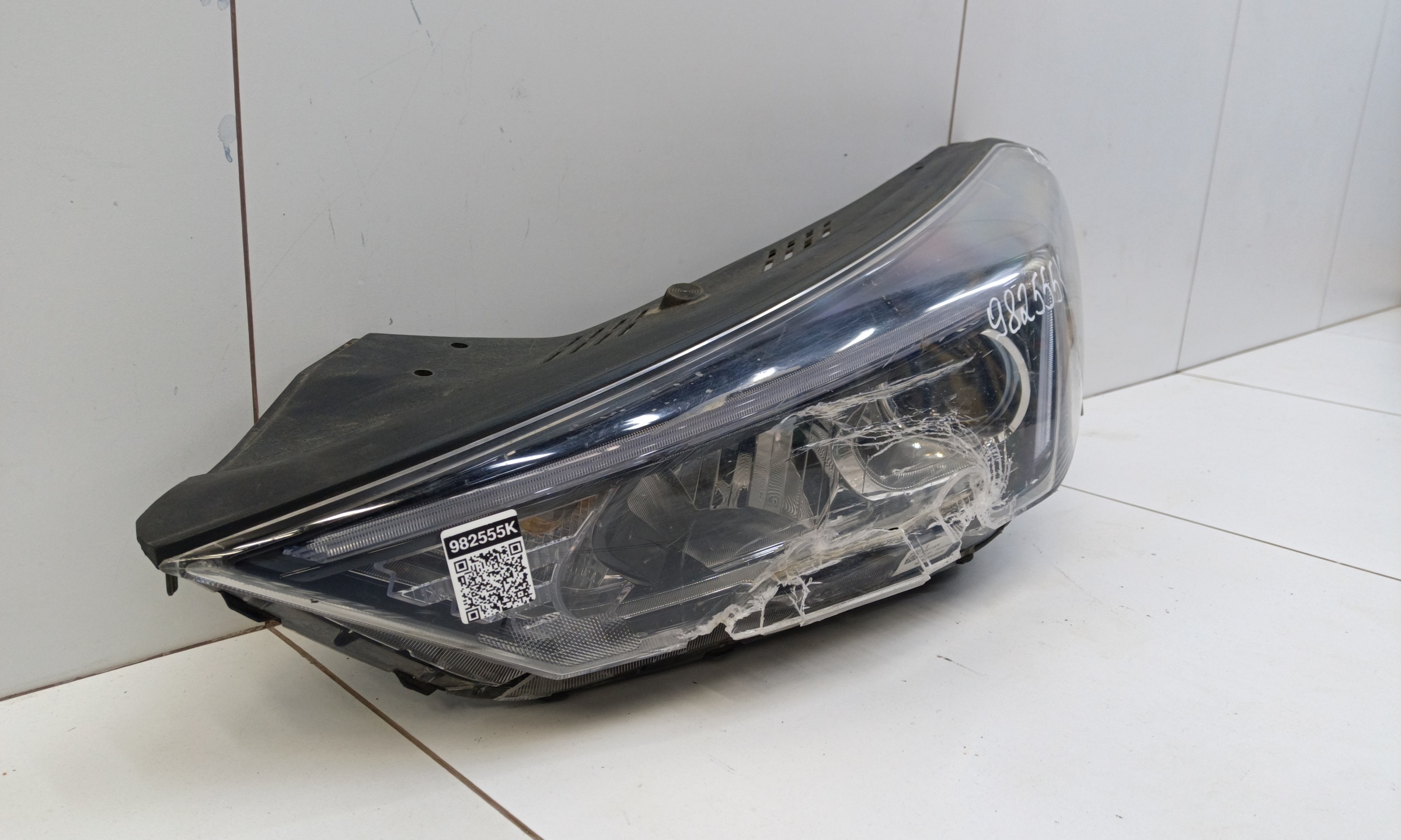 Фара передняя левая Hyundai Tucson 3 Restail галоген с ДХО