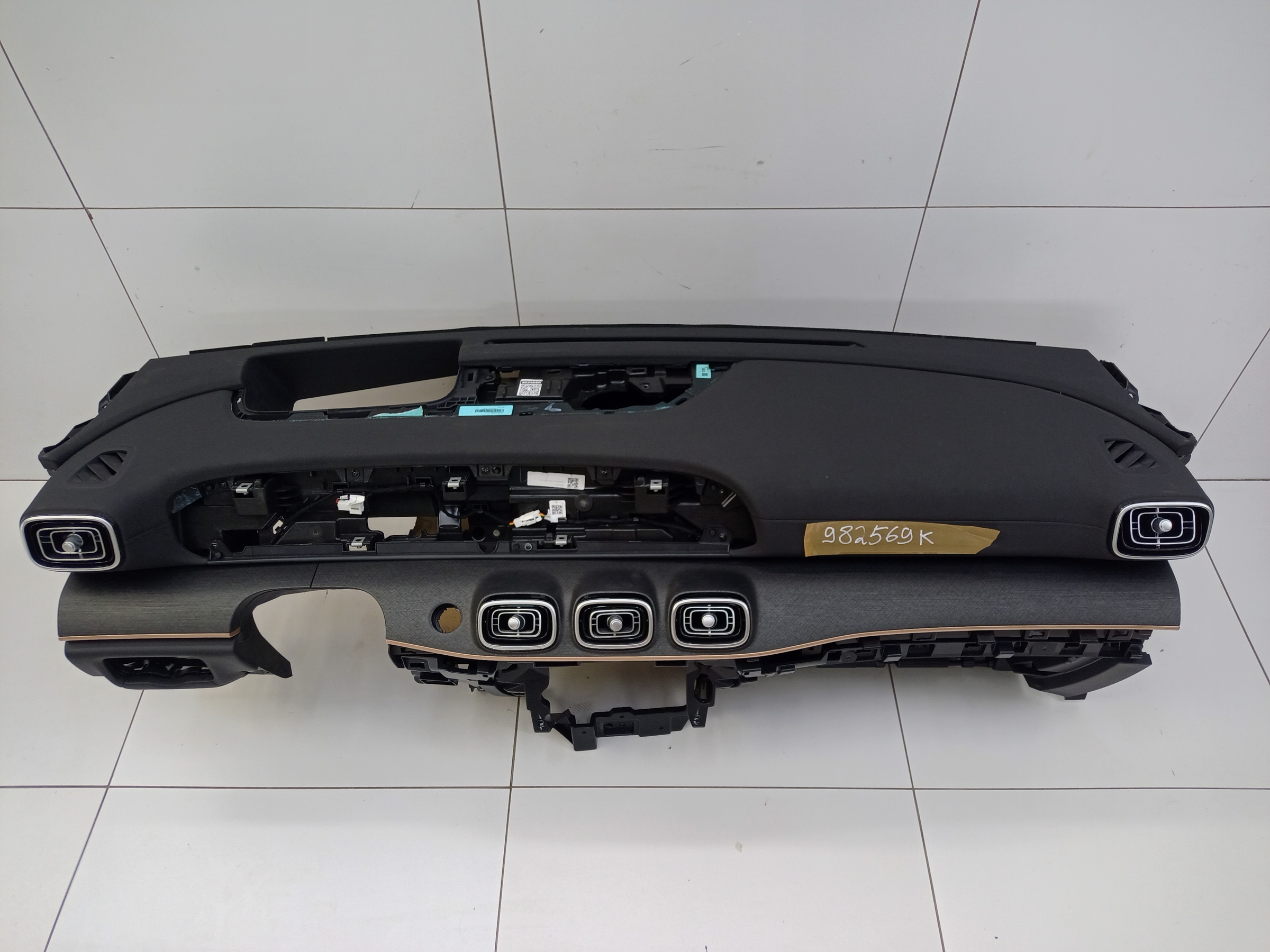 Торпедо Jaecoo J8