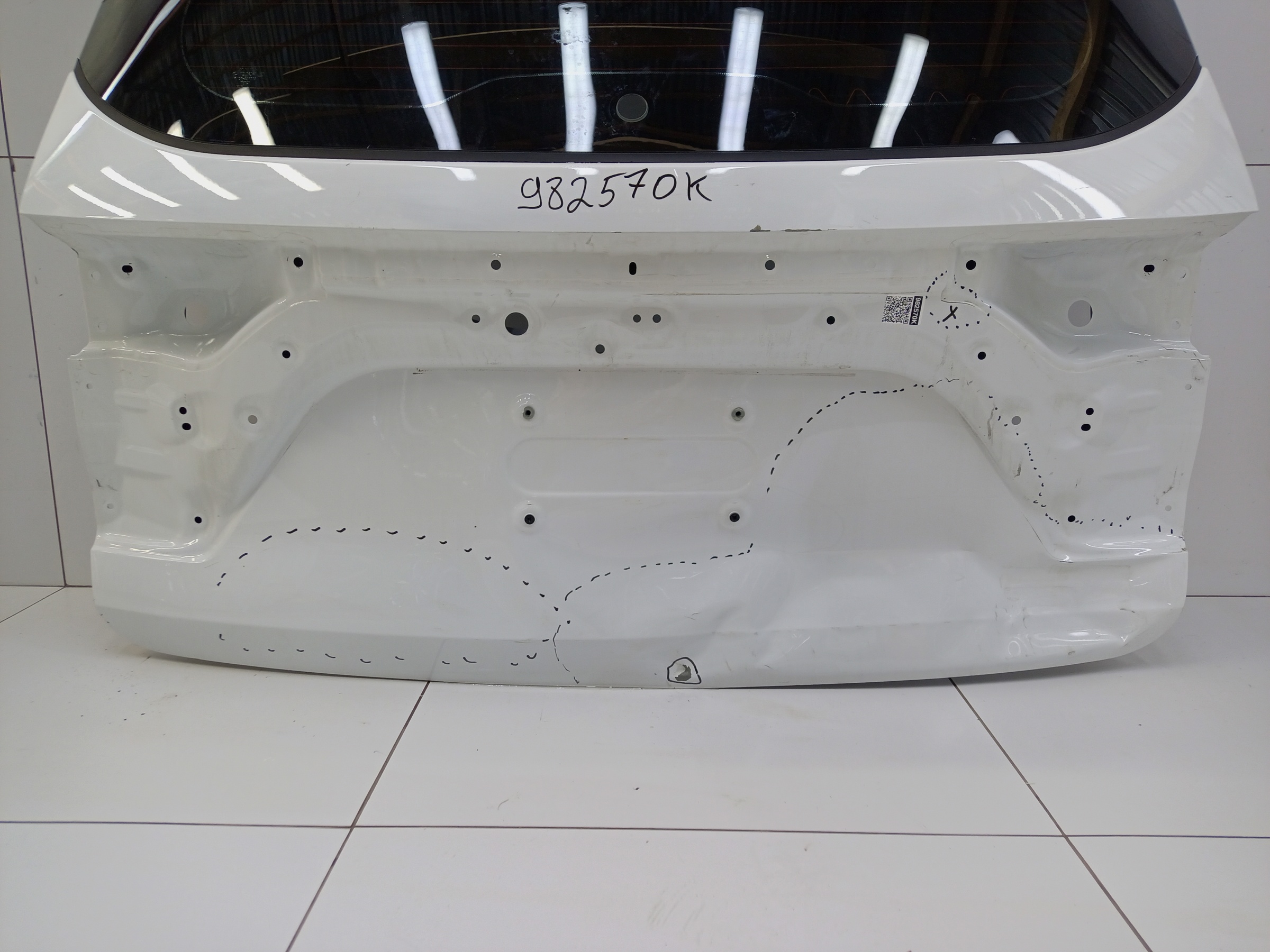 Стекло крышки багажника Haval M6 2