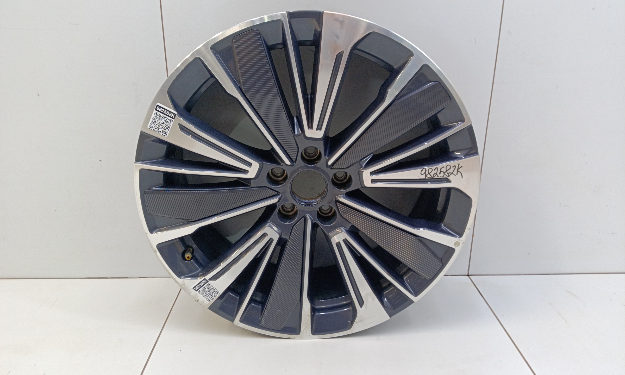 Диск колеса литой Jetour Dashing R19