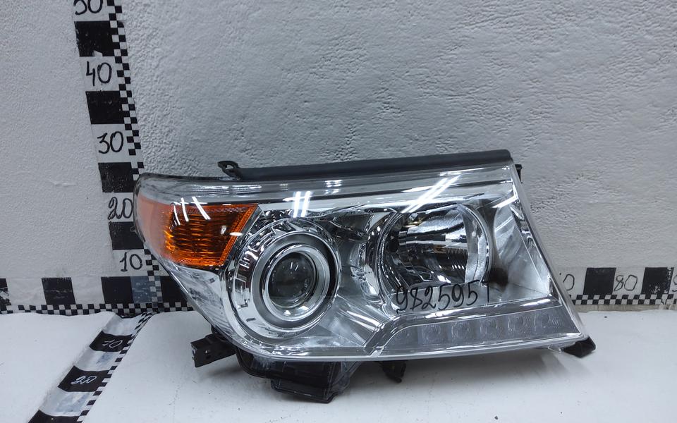 Фара передняя правая Toyota Land Cruiser 200 Restail ксенон с ДХО "SAT"