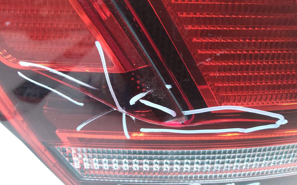 Фонарь задний правый наружный Volkswagen Tiguan 2 LED