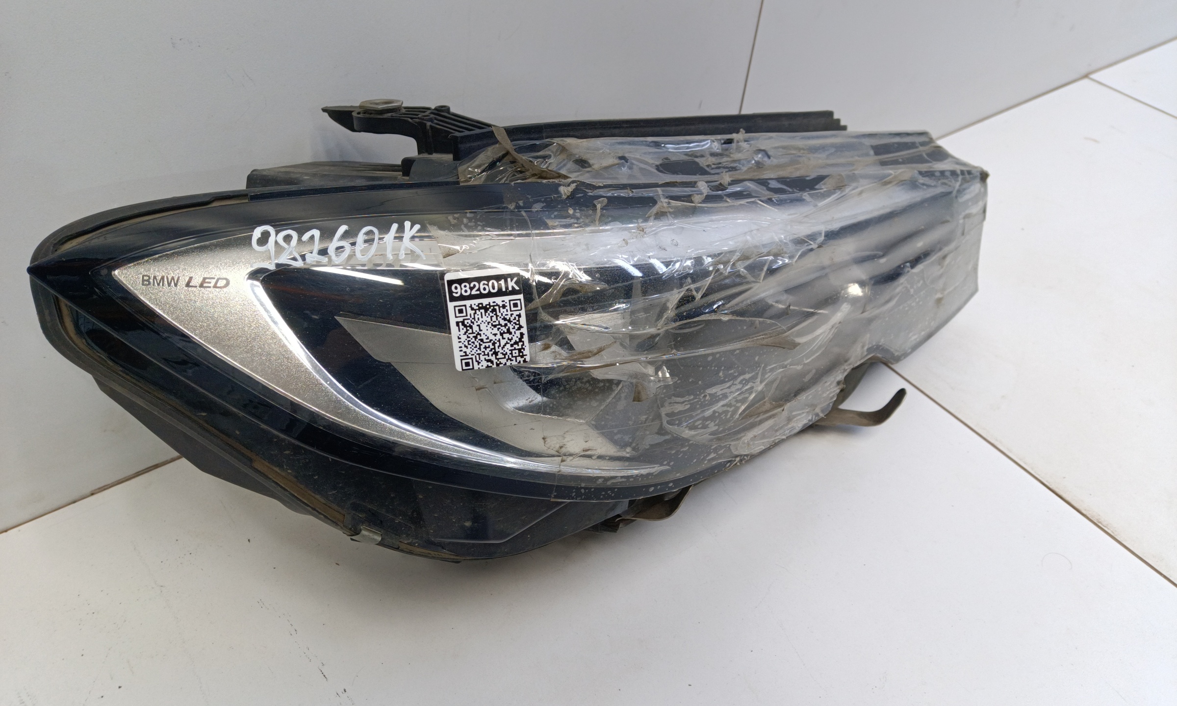 Фара передняя правая BMW 3er G20 LED