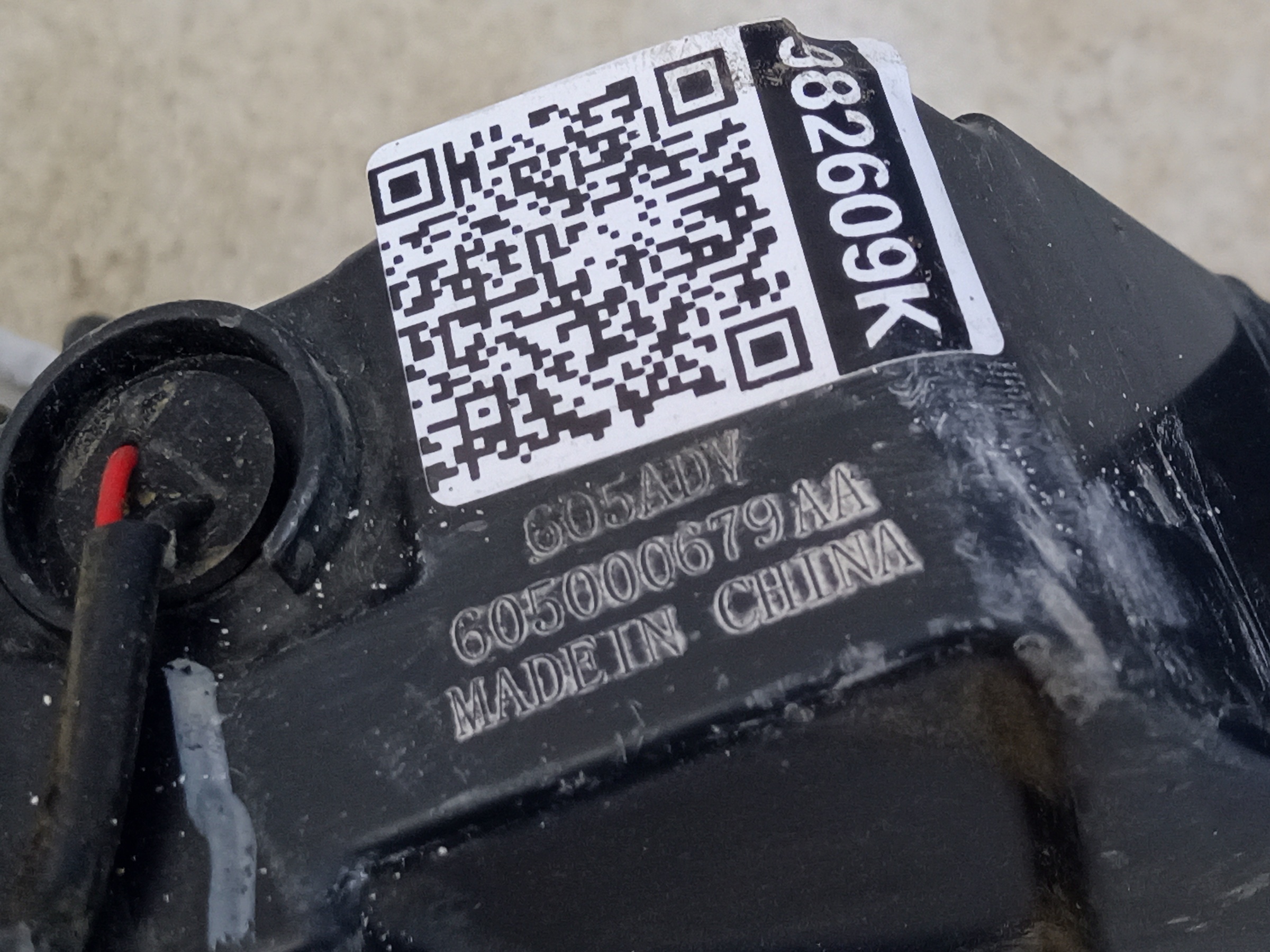 Фара ПТФ передняя левая Chery Tiggo 8 Pro LED