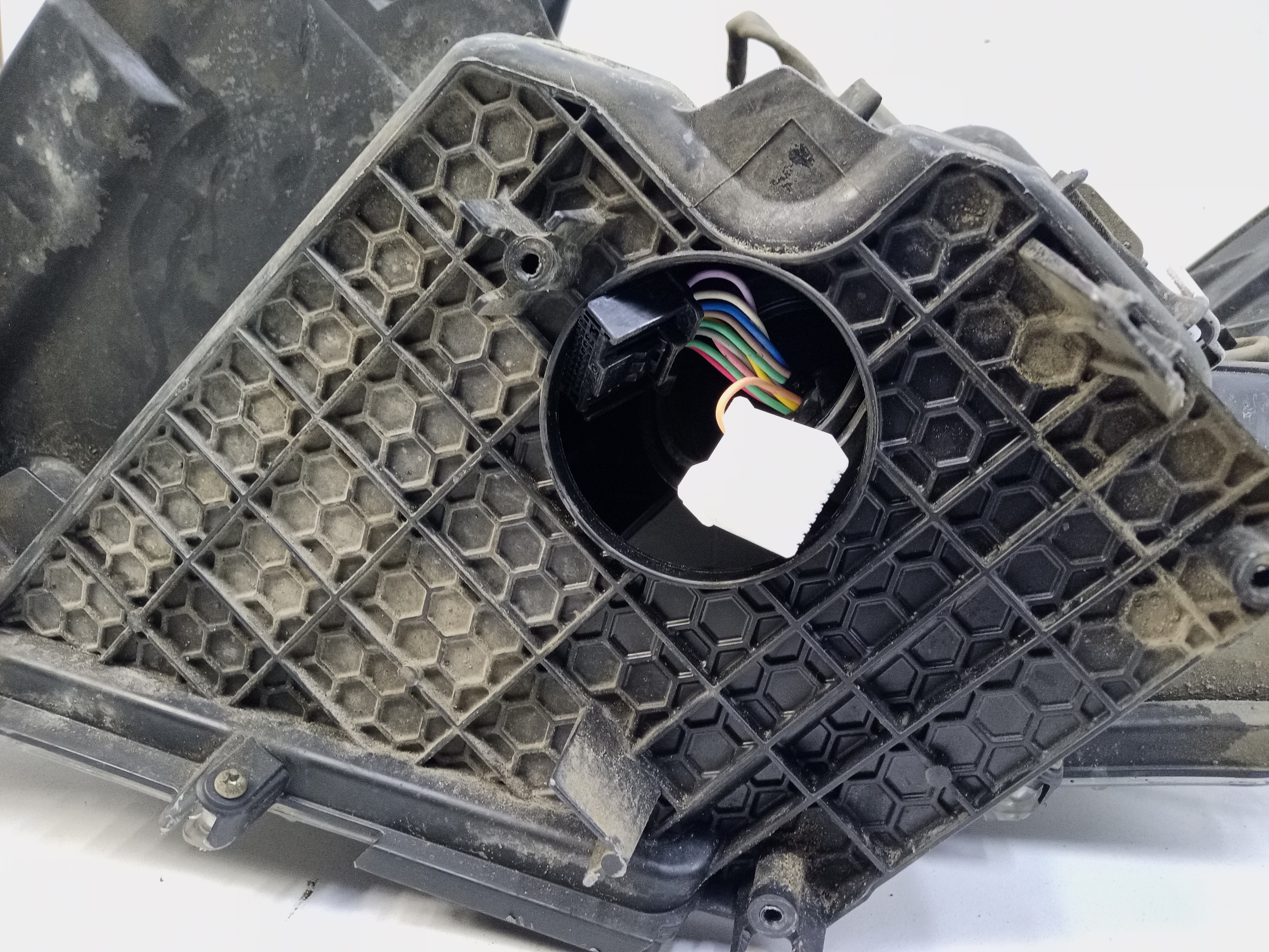 Фара передняя правая Toyota Land Cruiser Prado 150 Restail 2 LED