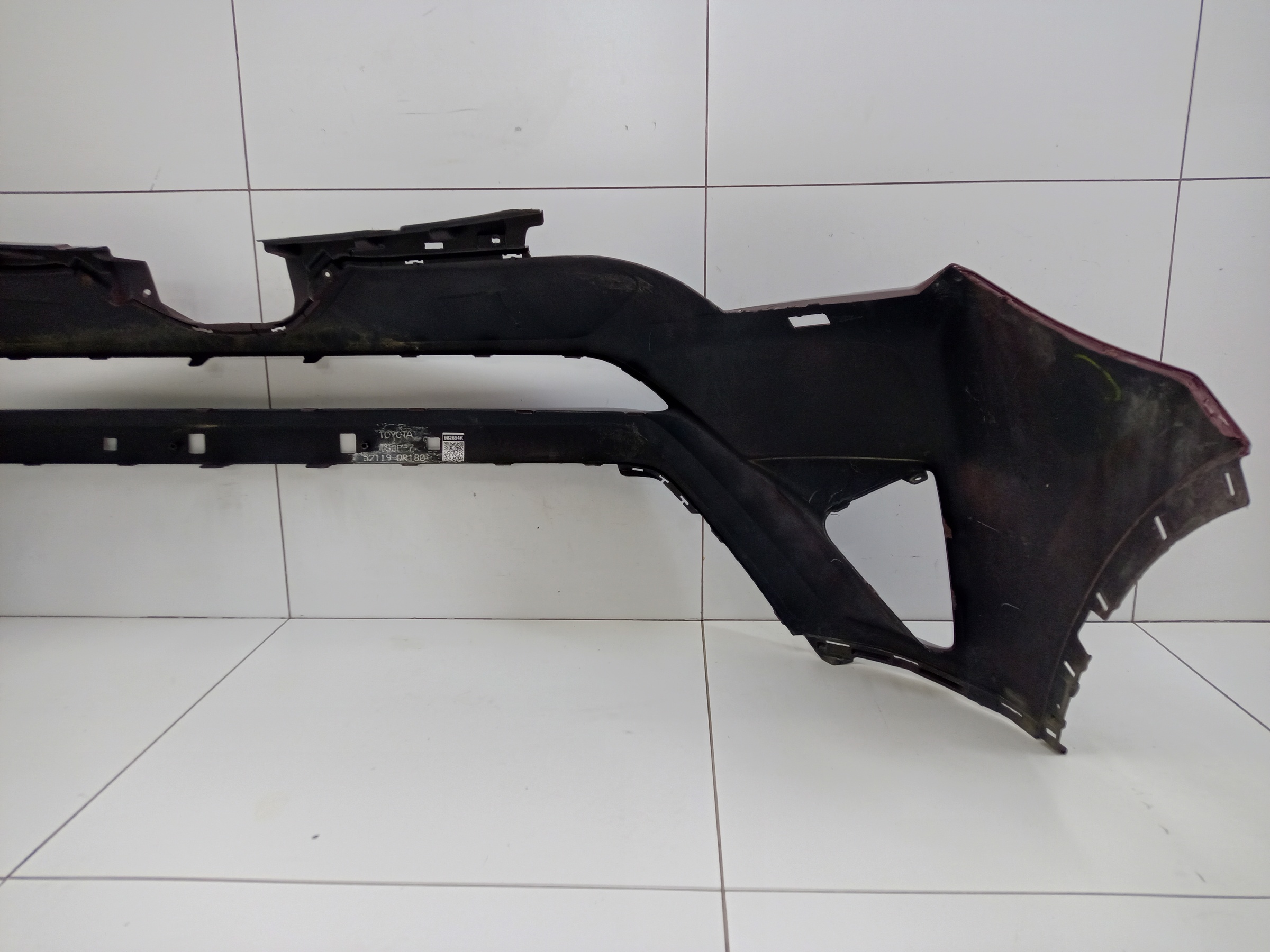 Бампер передний Toyota RAV4 CA40 Restail