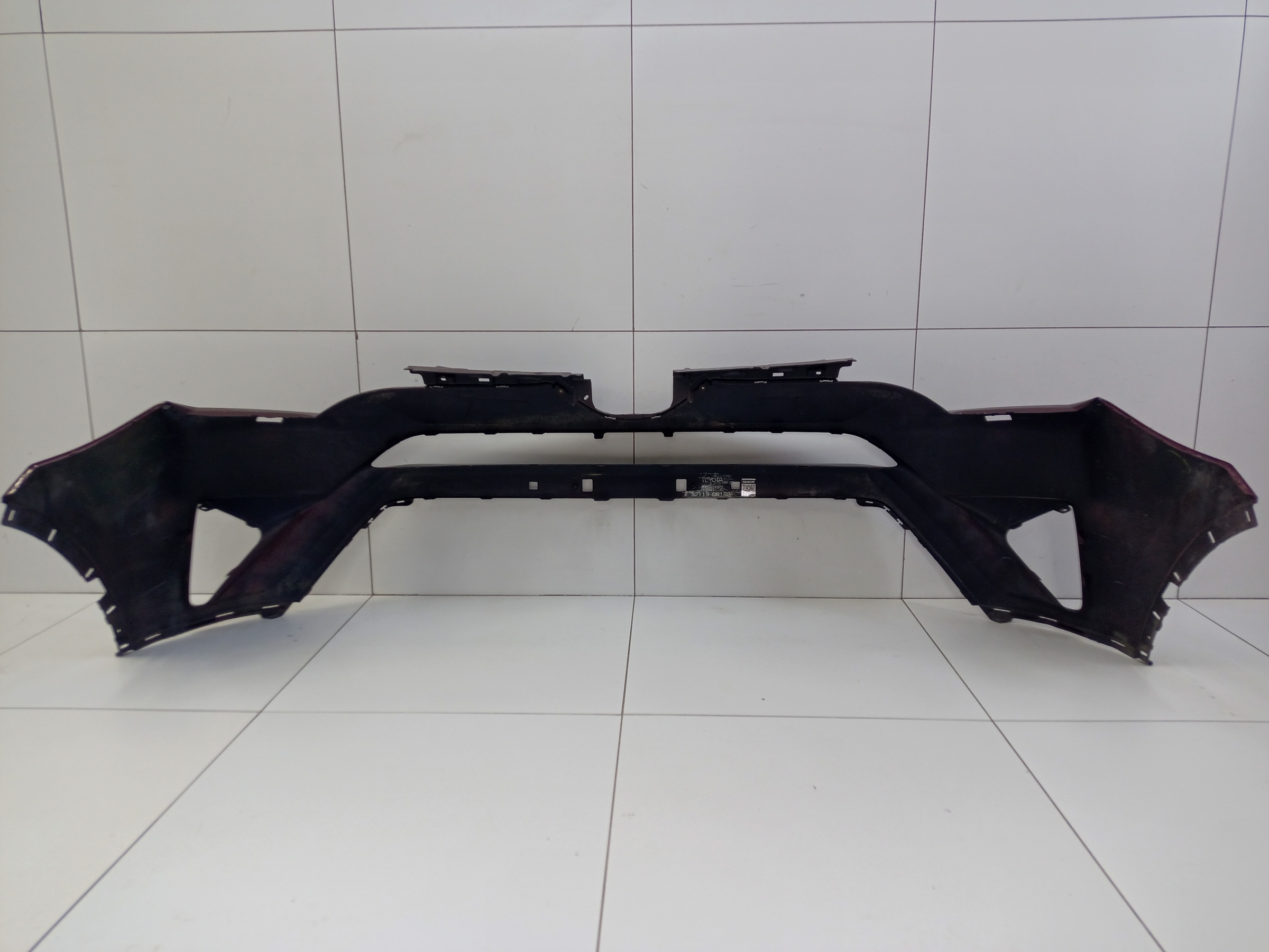 Бампер передний Toyota RAV4 CA40 Restail