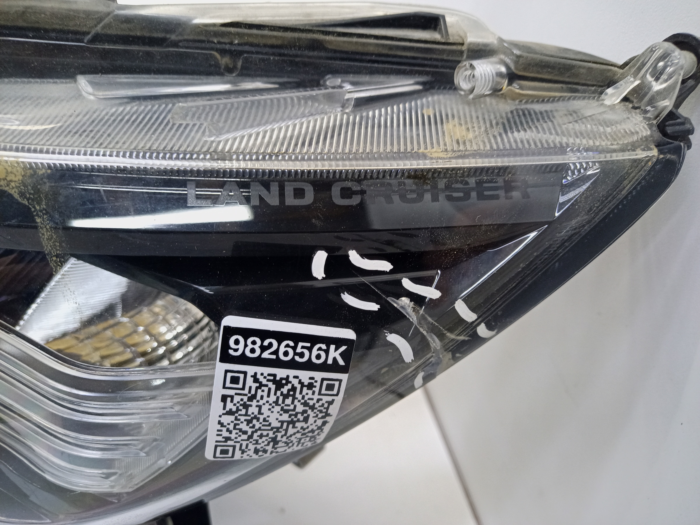 Фара передняя левая Toyota Land Cruiser Prado 150 Restail 2 LED