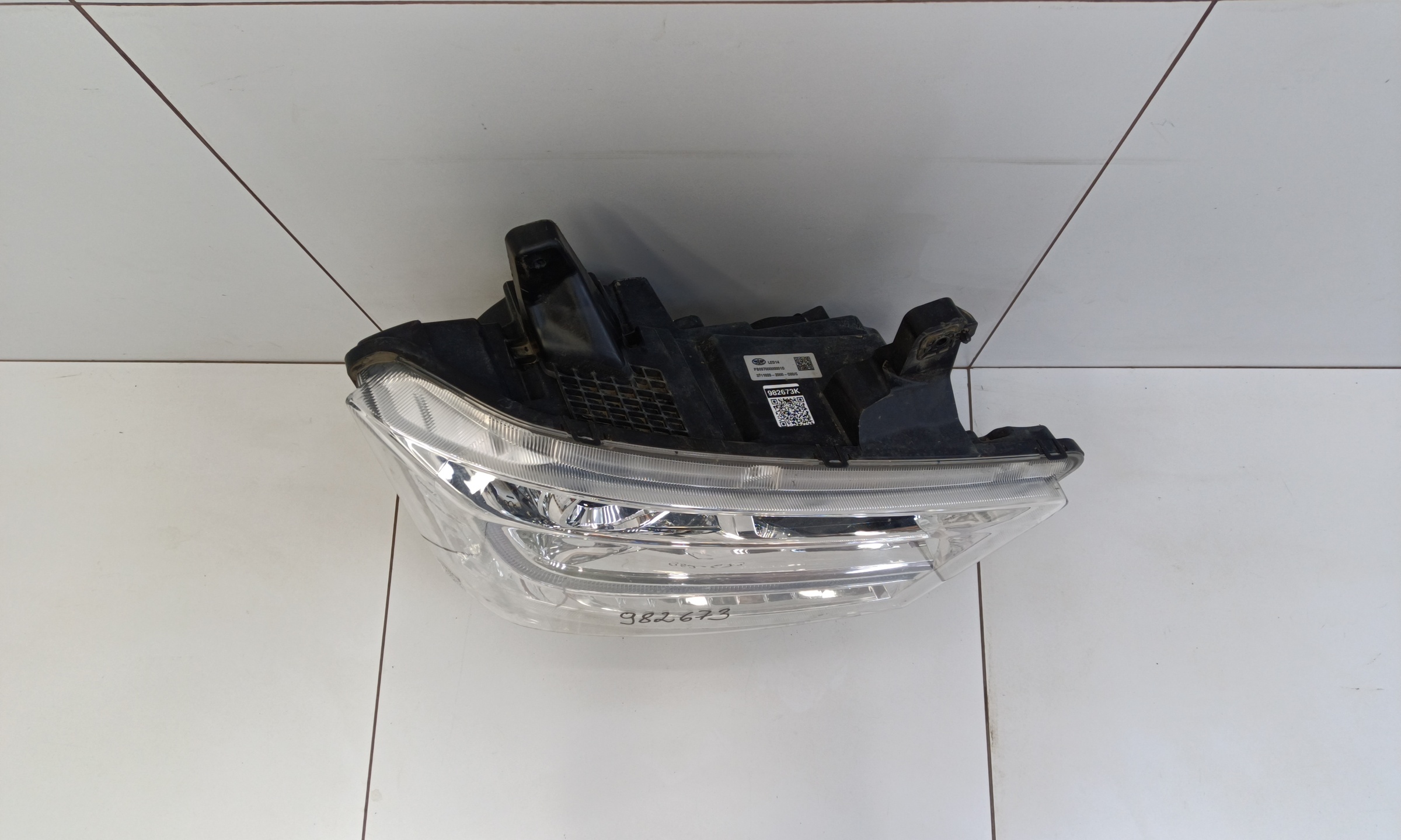 Фара передняя правая FAW J7 галоген линза ДХО