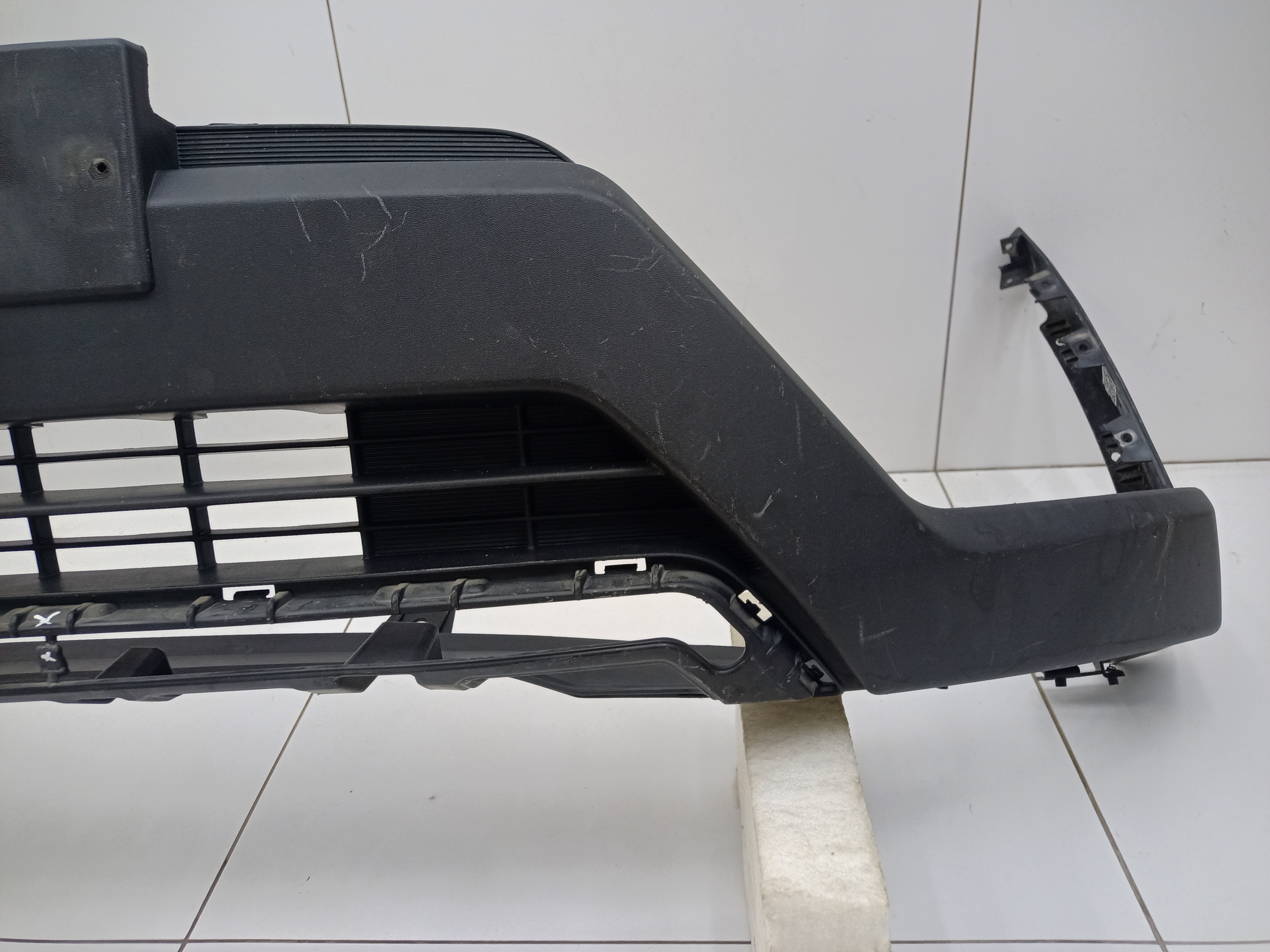 Юбка переднего бампера Hyundai Creta 1