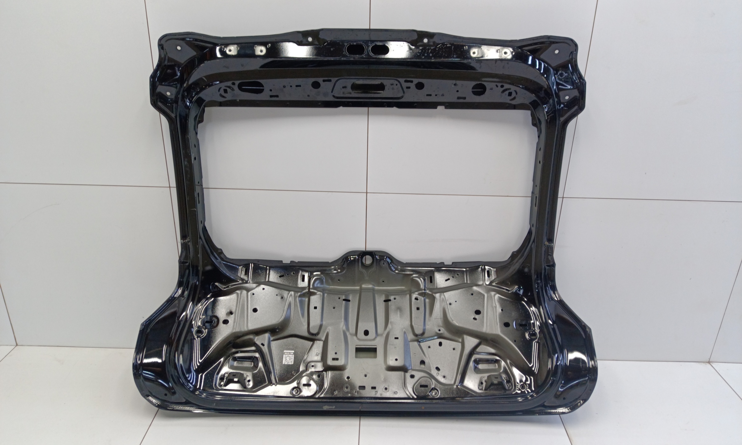 Крышка багажника Volvo XC40