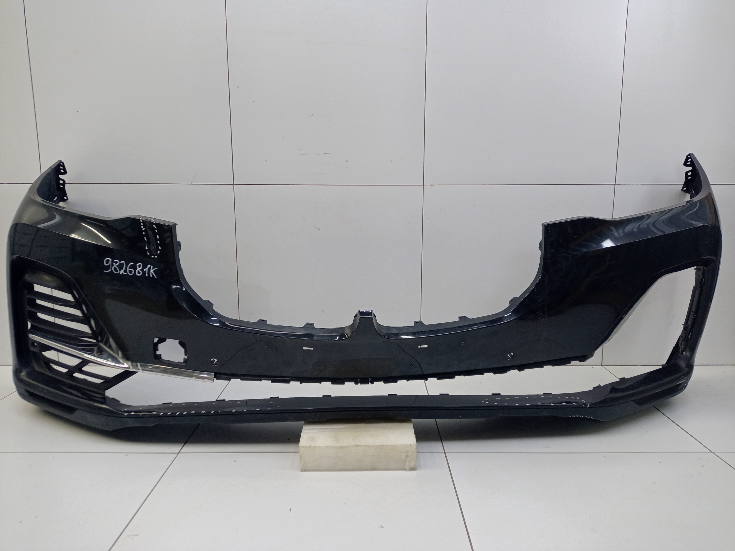 Бампер передний BMW X7 G07