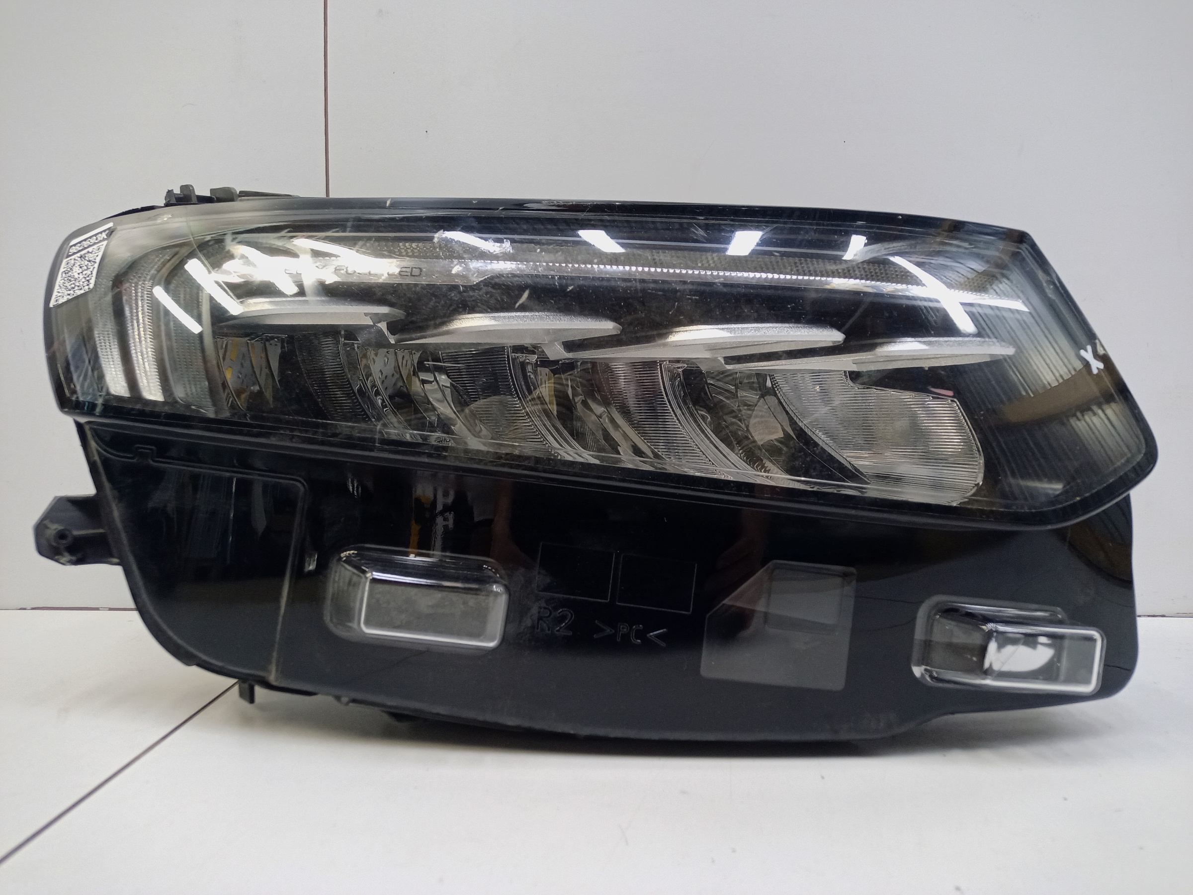 Фара передняя правая Geely Tugella Full LED
